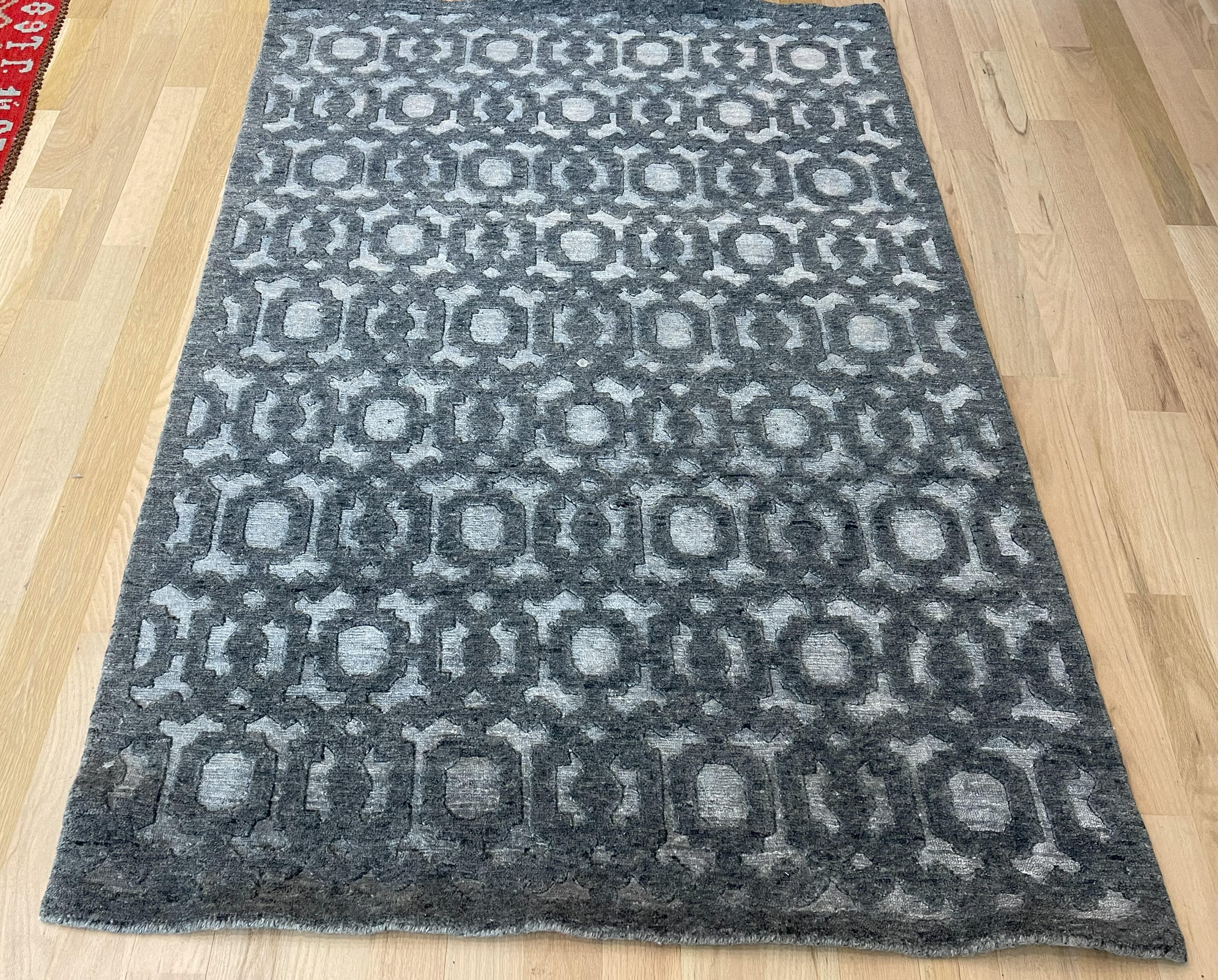 Marokkanischer Design-Teppich (Indisch) im Angebot