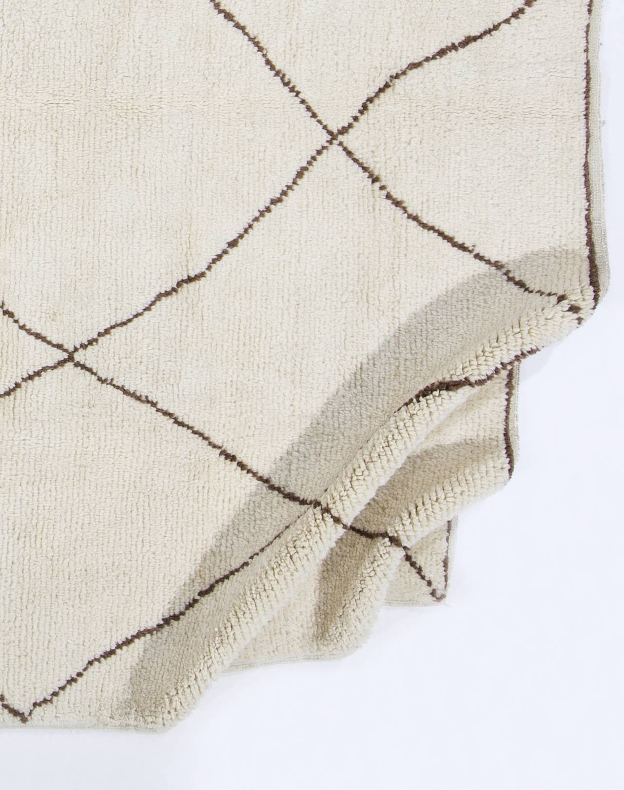 Moderno Tappeto Design/One marocchino. Tutta lana naturale. Tappeto Beni Ourain Tulu con design Atlas in vendita