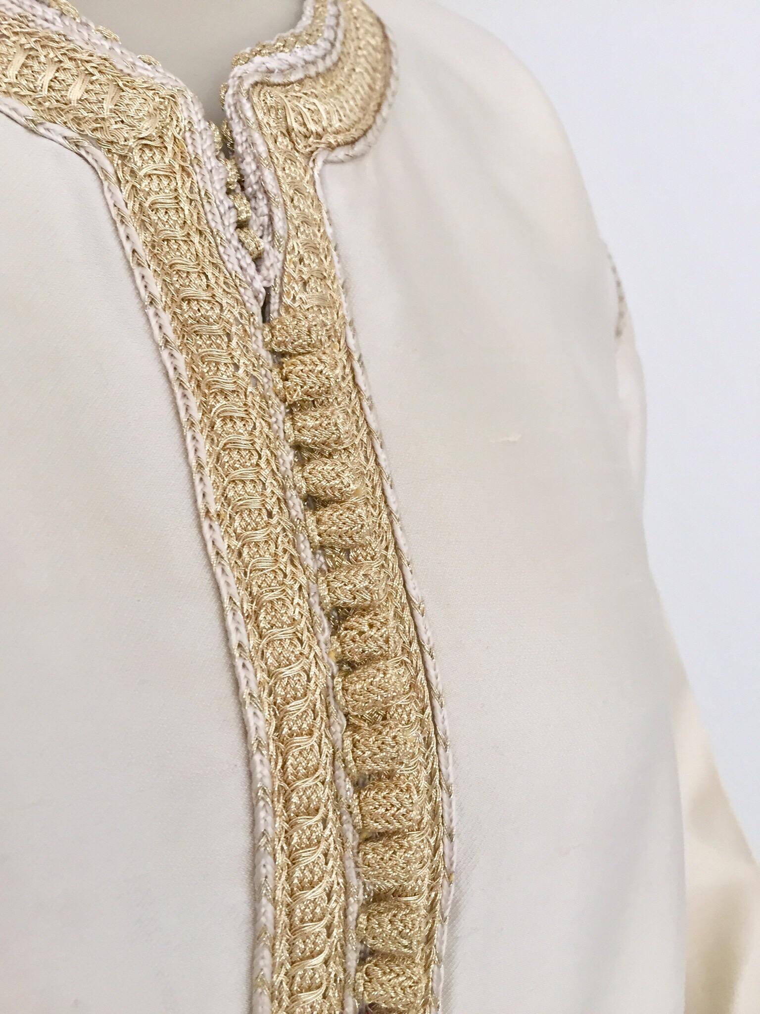 Moroccan Elegant Luxury Dupiono Silk Caftan Gown Maxi Dress For Sale 3