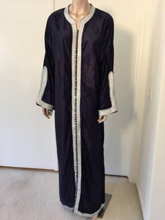 Moroccan Elegant Velvet Kaftan Blue and Silver Caftan