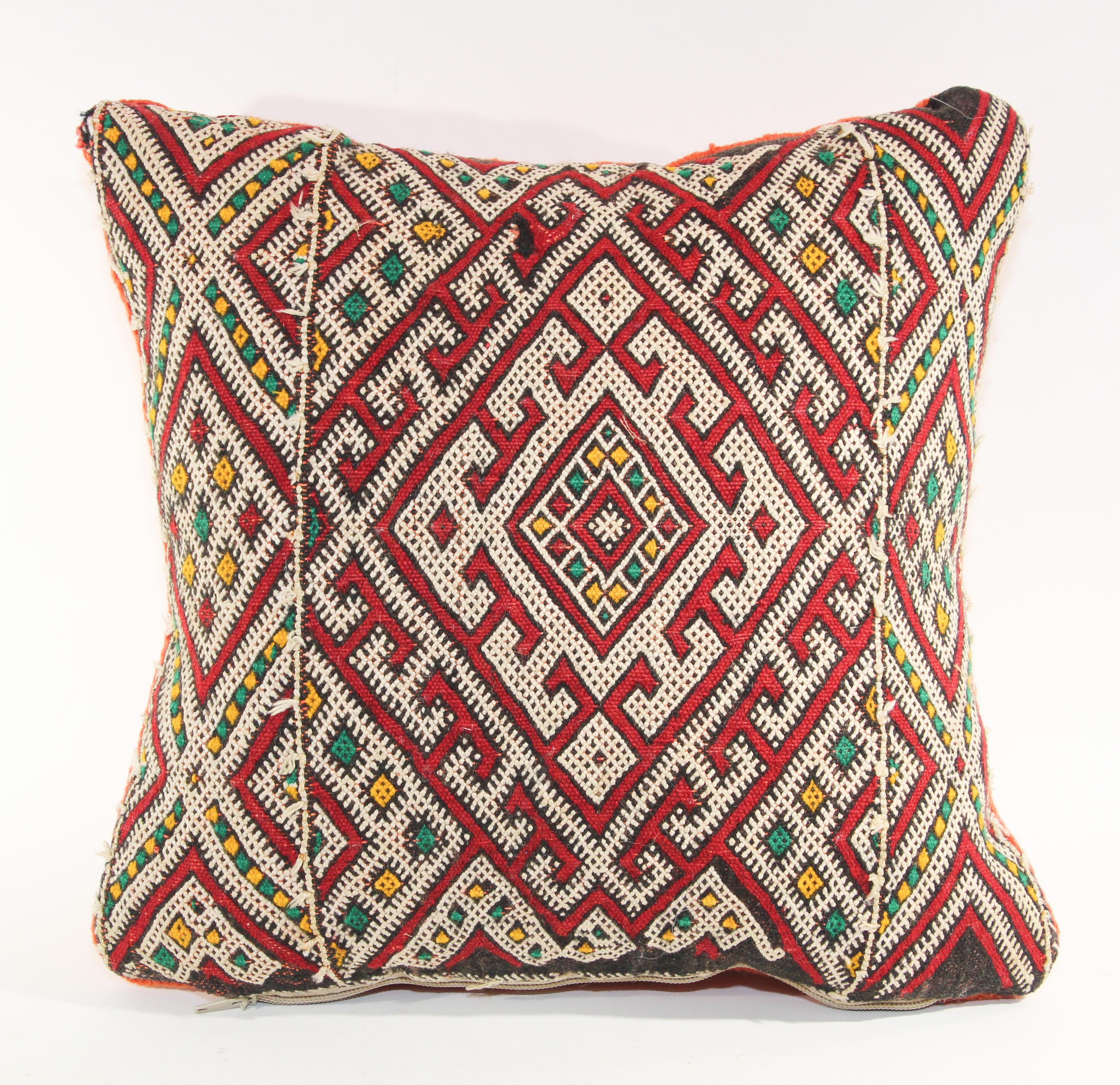 Moroccan Ethnic Berber Handwoven Pillow For Sale 4