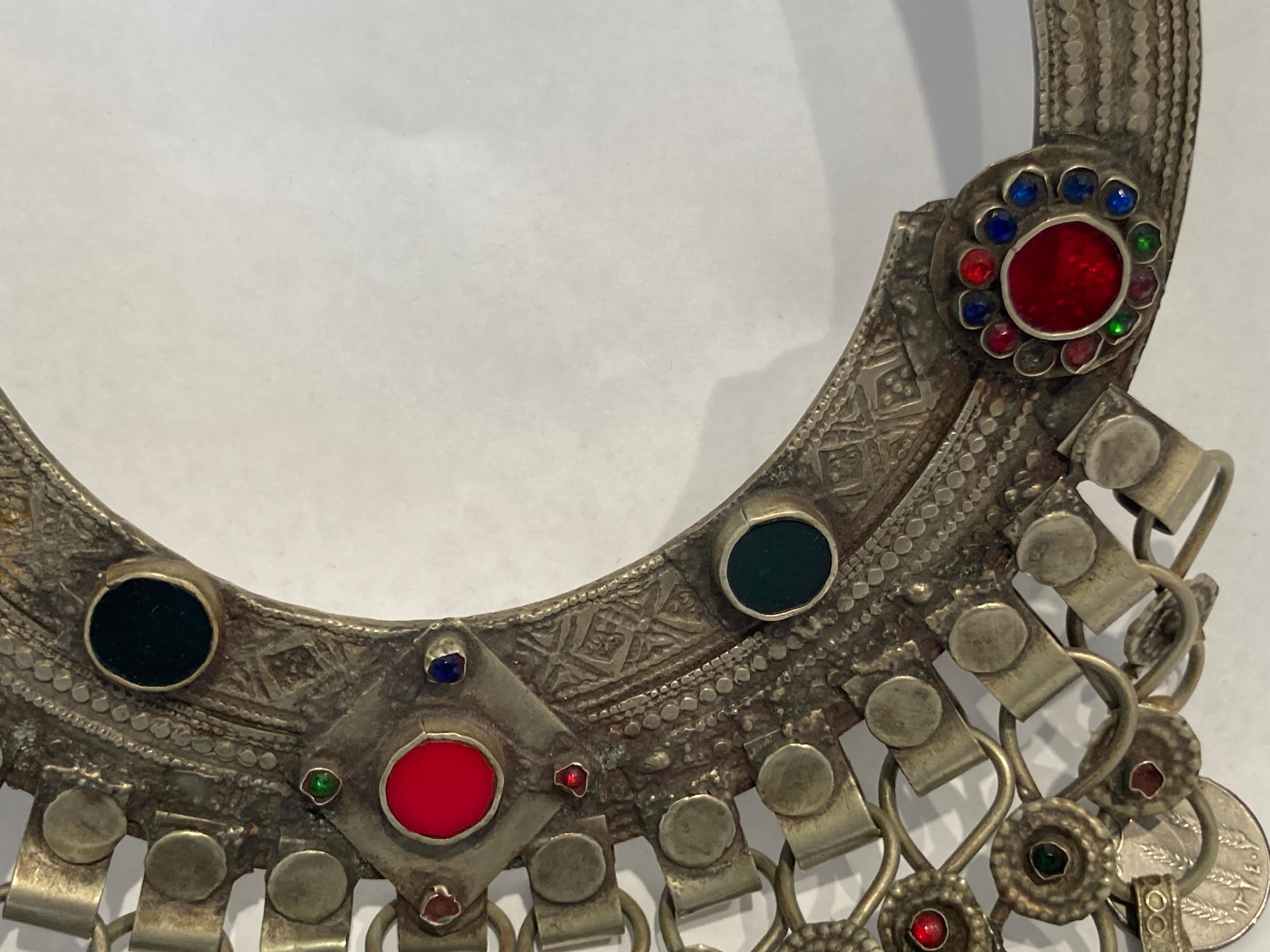 Moroccan Ethnic Silver Jewelry Choker For Sale 3