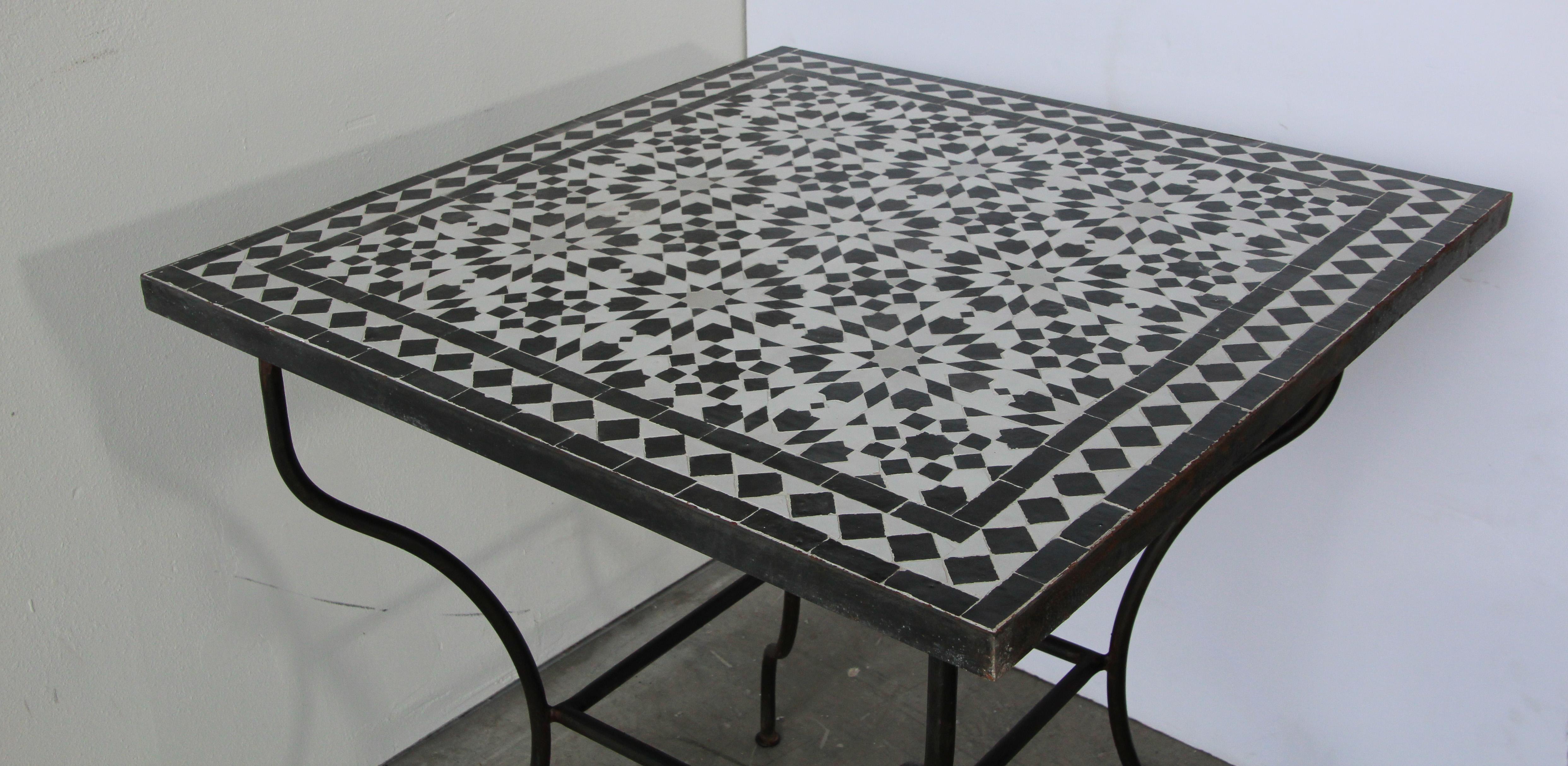 Moroccan Fez Mosaic Table in Black and White Tiles For Sale 4