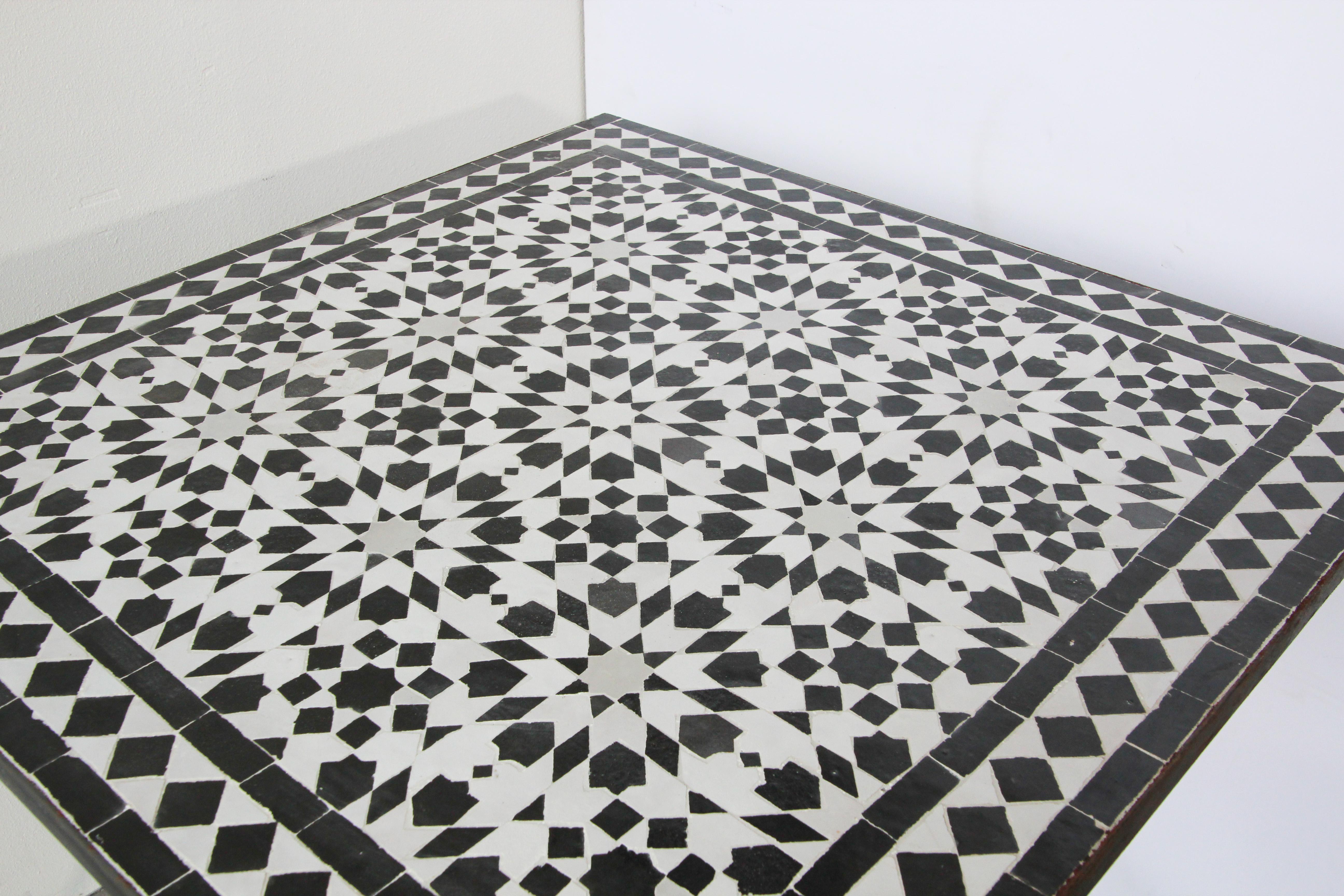 Moroccan Fez Mosaic Table in Black and White Tiles For Sale 7