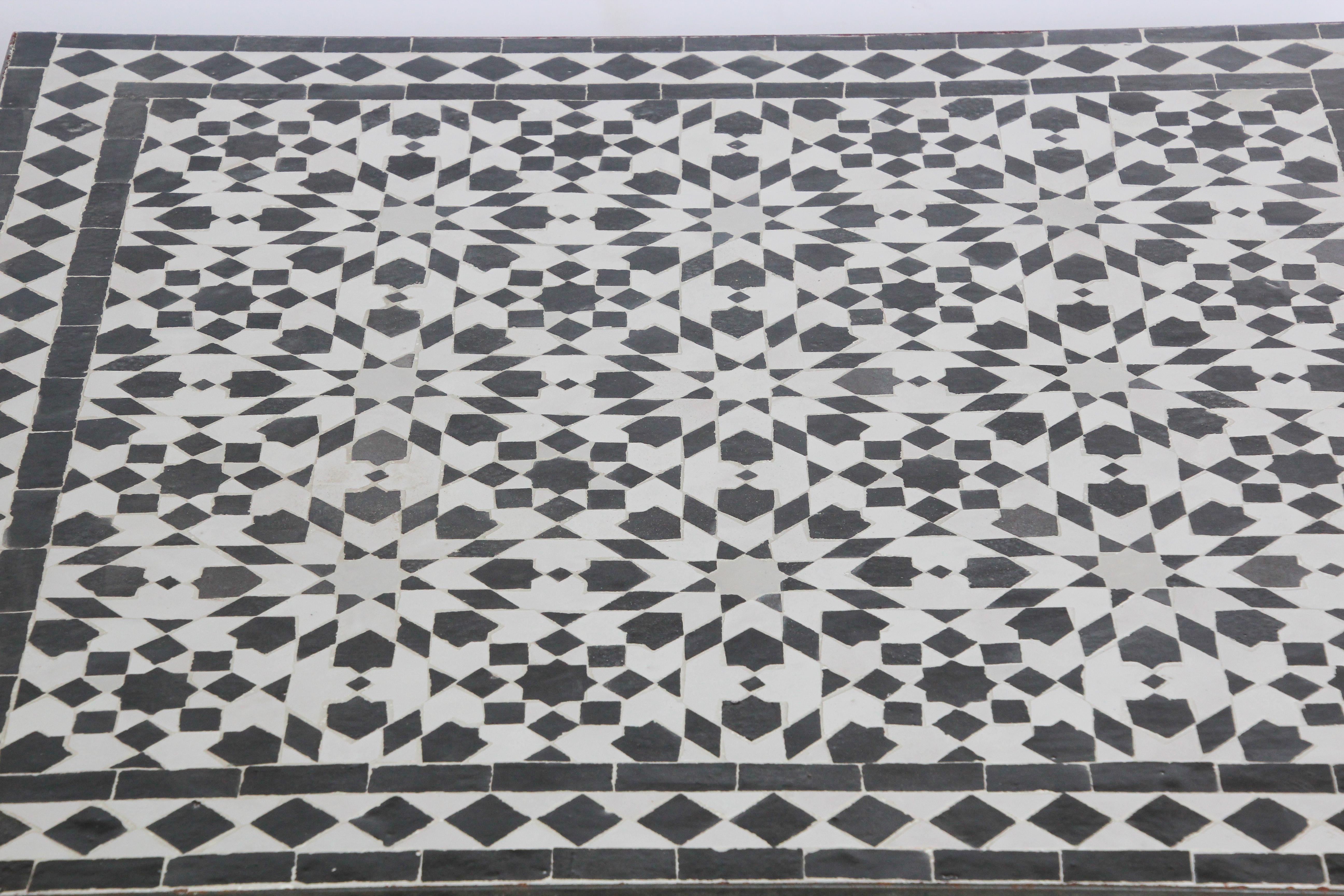 20th Century Moroccan Fez Mosaic Table in Black and White Tiles For Sale