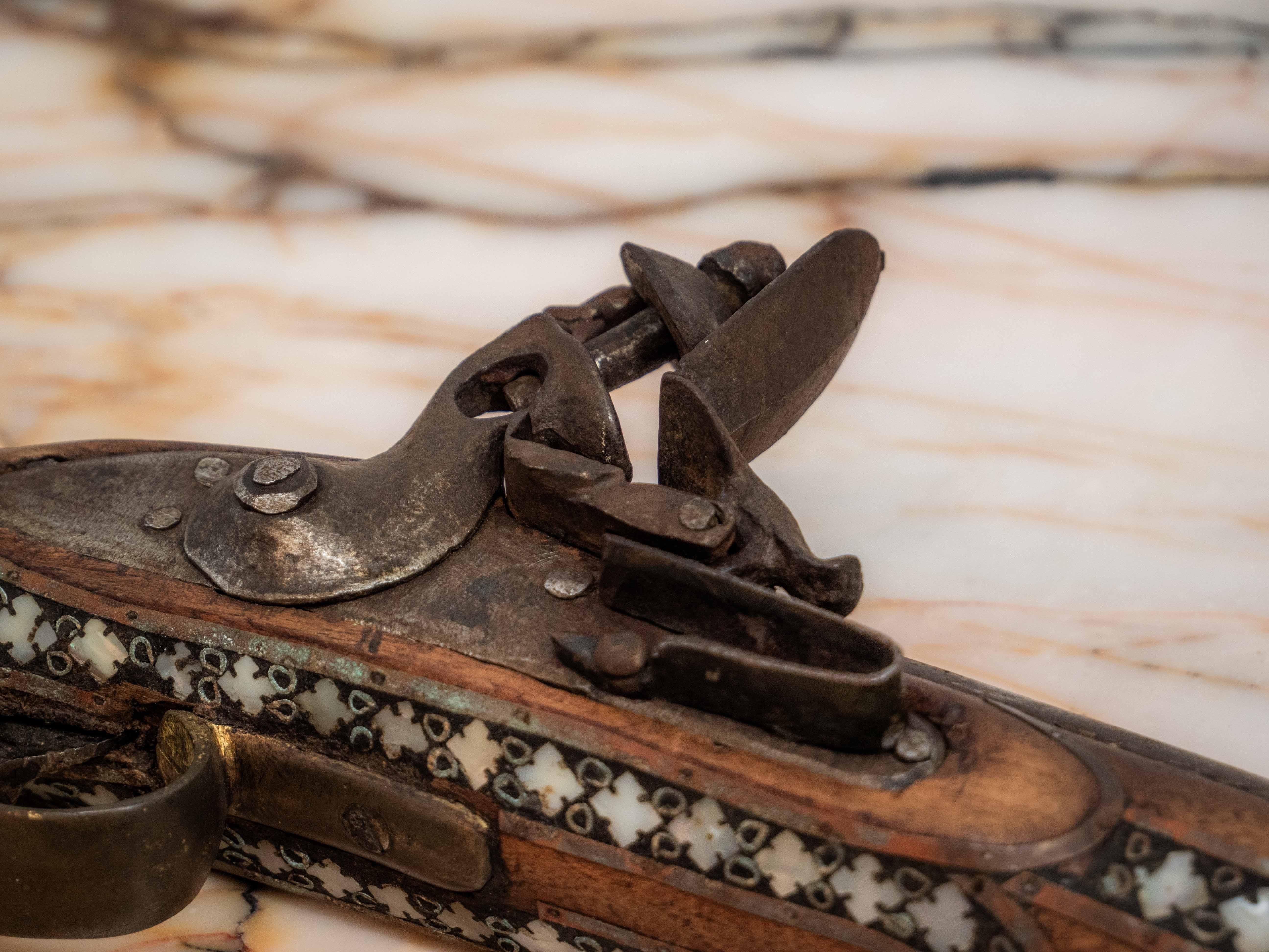 Moroccan flintlock pistol from the 19th century 4