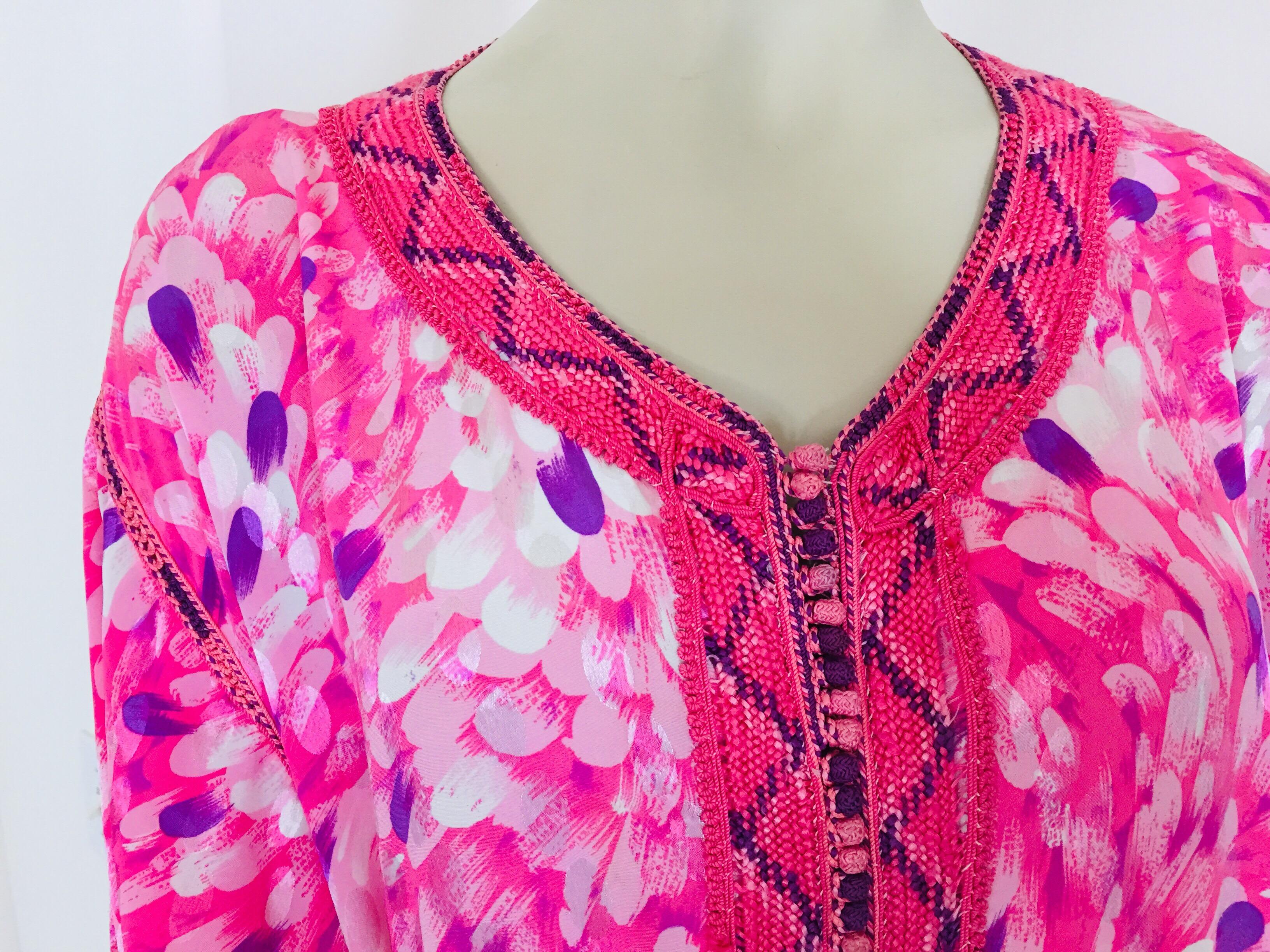 Moroccan Floral Pink Kaftan Maxi Dress Caftan Size Large For Sale 5