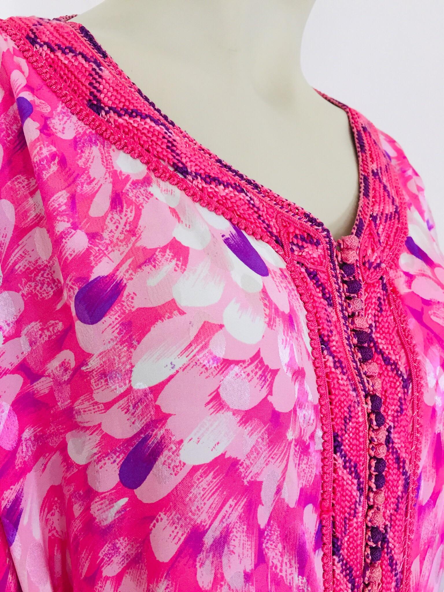 Moroccan Floral Pink Kaftan Maxi Dress Caftan Size Large For Sale 7