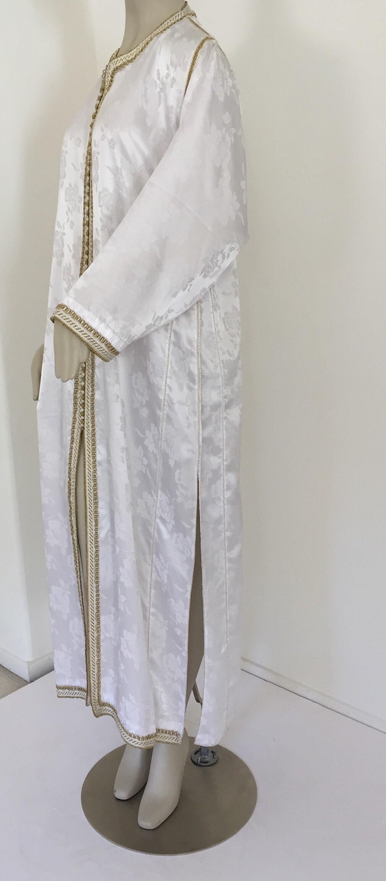 Moroccan Floral White Kaftan Maxi Dress Caftan Size Large For Sale 3