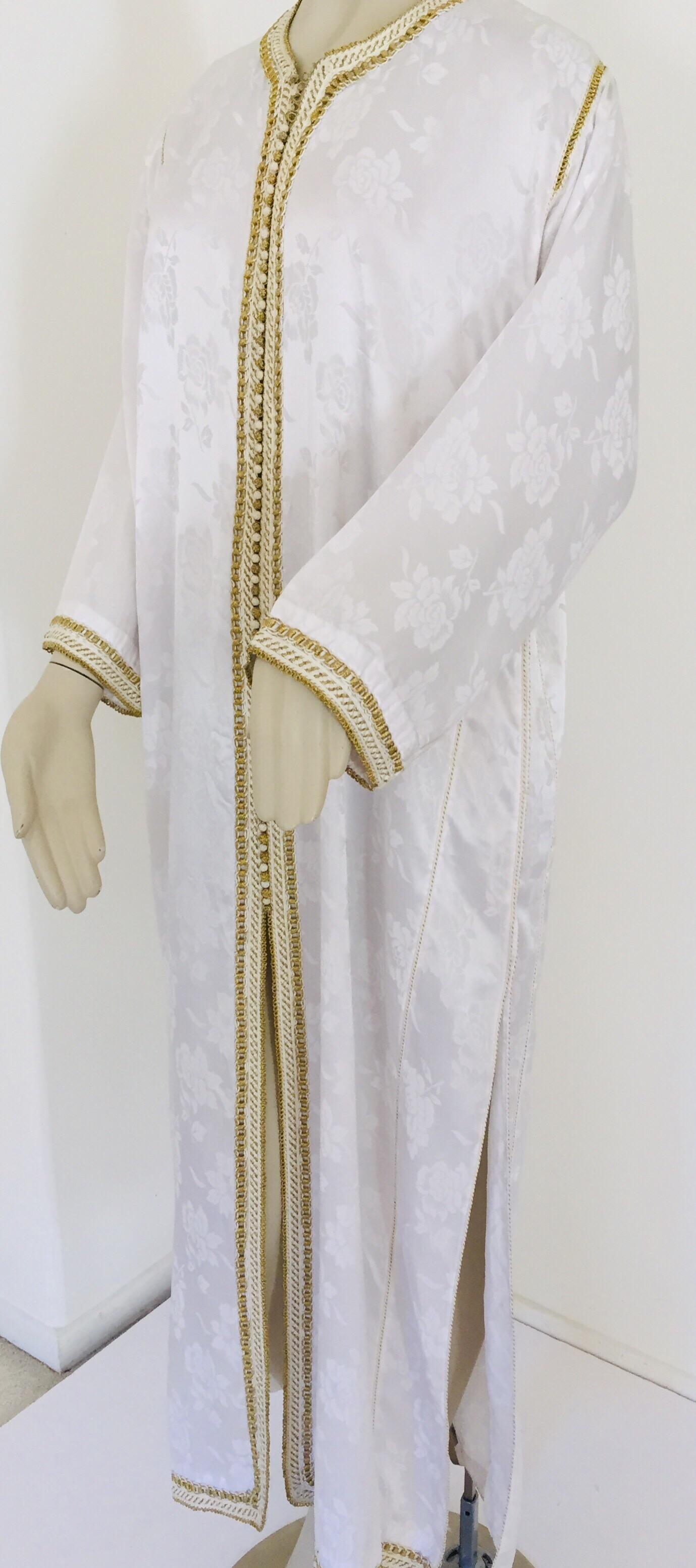 Moroccan Floral White Kaftan Maxi Dress Caftan Size Large For Sale 7