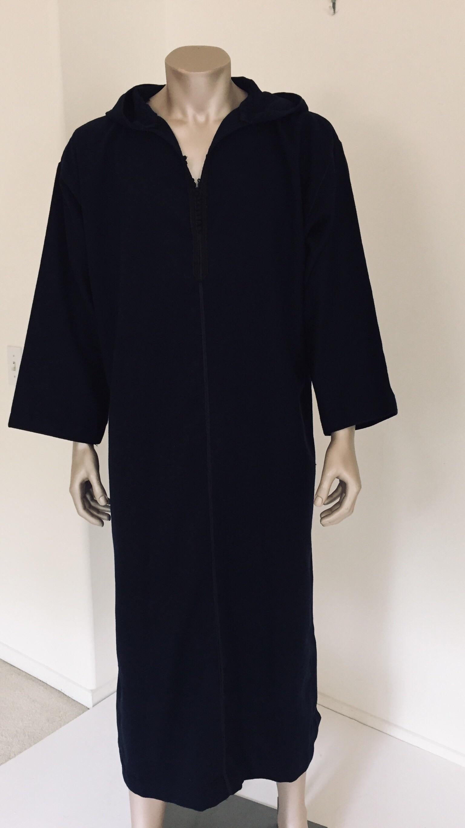 Moroccan Gentleman Hooded Blue Wool Djellaba In Good Condition For Sale In North Hollywood, CA