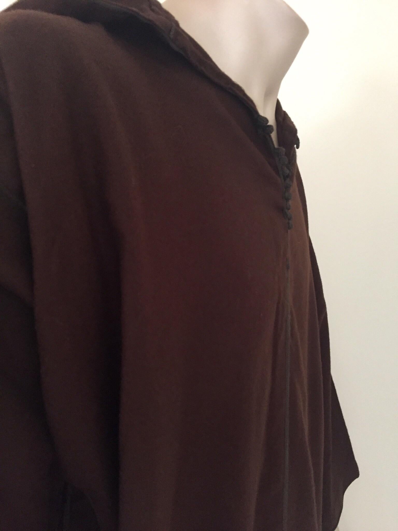 20th Century Moroccan Gentleman Hooded Brown Wool Djellaba For Sale