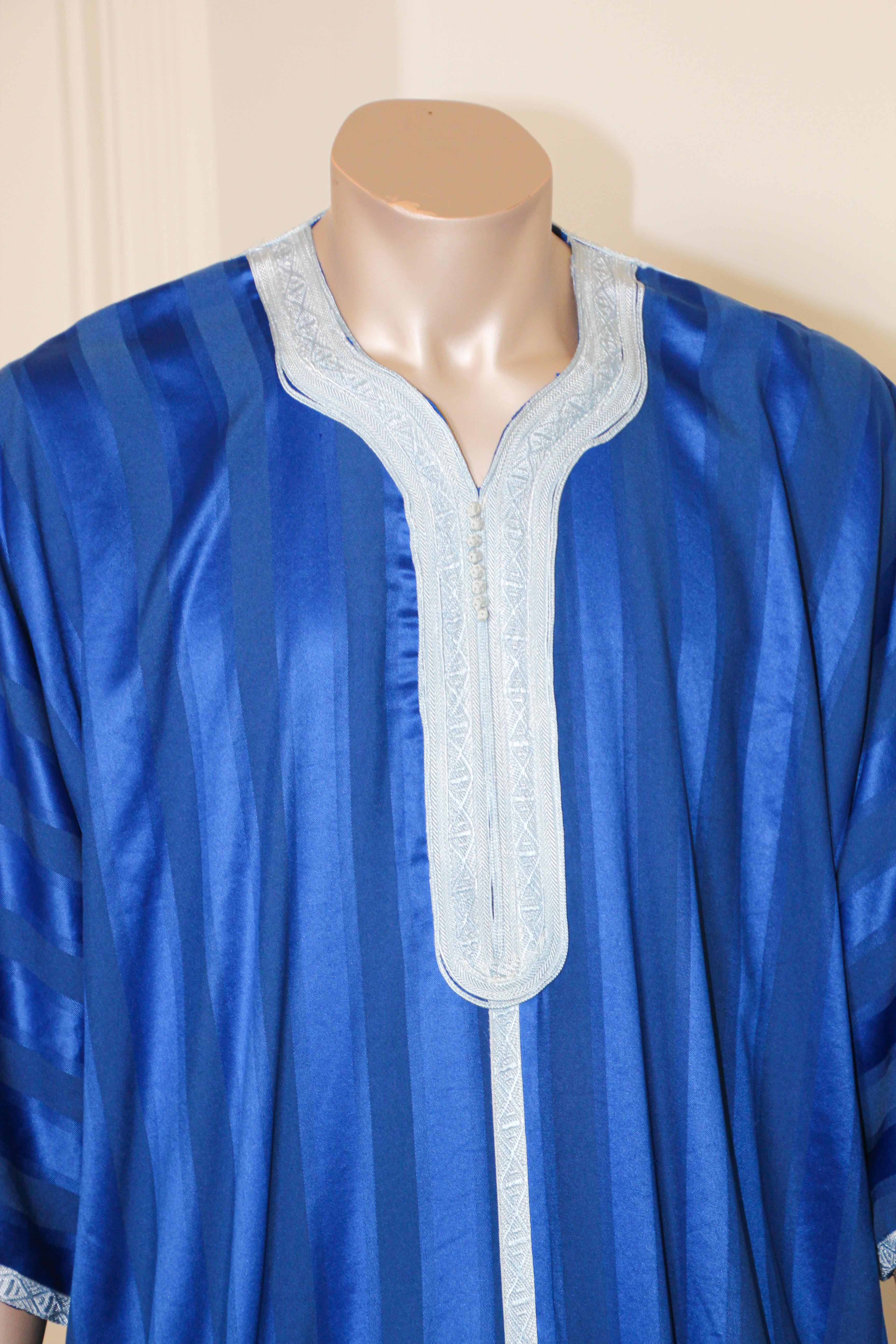 20th Century Moroccan Vintage Gentleman Cobalt Blue Caftan For Sale