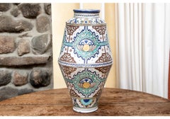 Marokkanische glasierte, dekorierte große Keramikvase