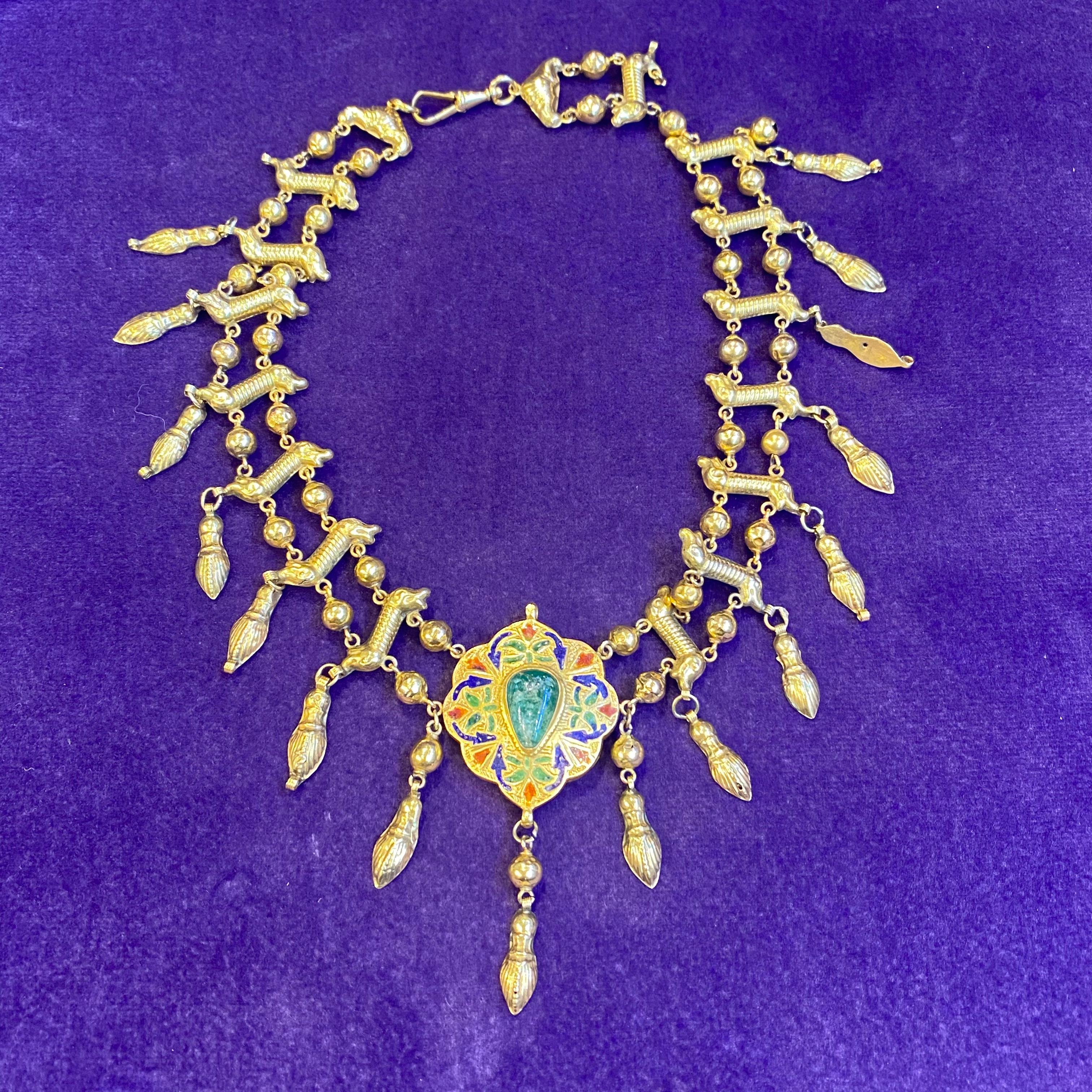 Moroccan Gold Emerald Necklace For Sale 1