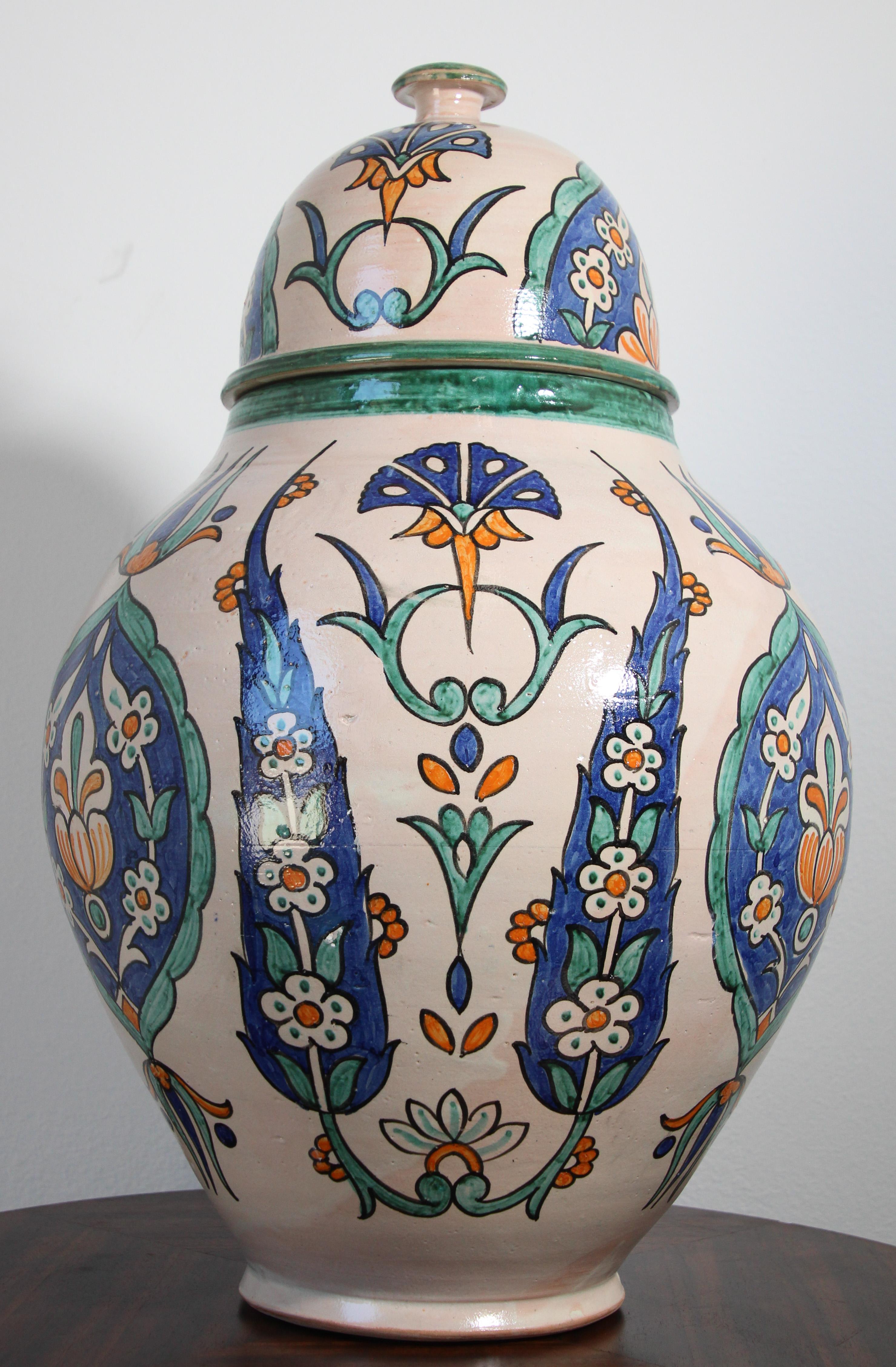 Moroccan Granada Ceramic Lidded Urn from Fez with Moorish Design 6
