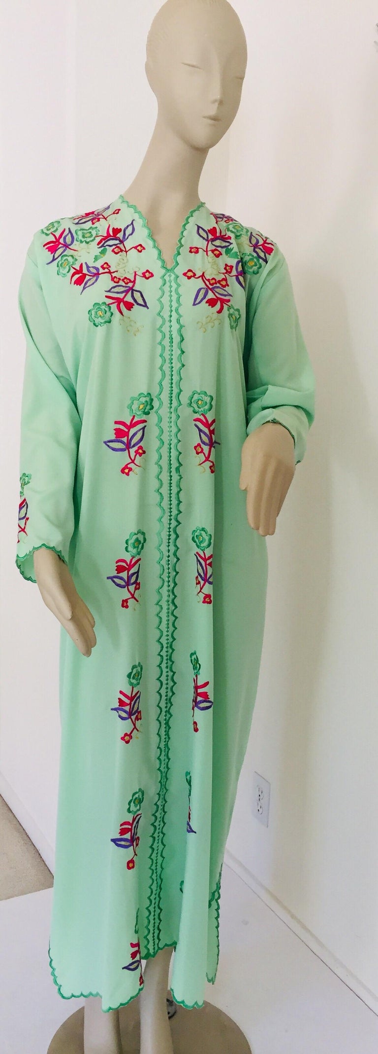 Moroccan Green with Floral Embroidered Caftan, Kaftan For Sale 4