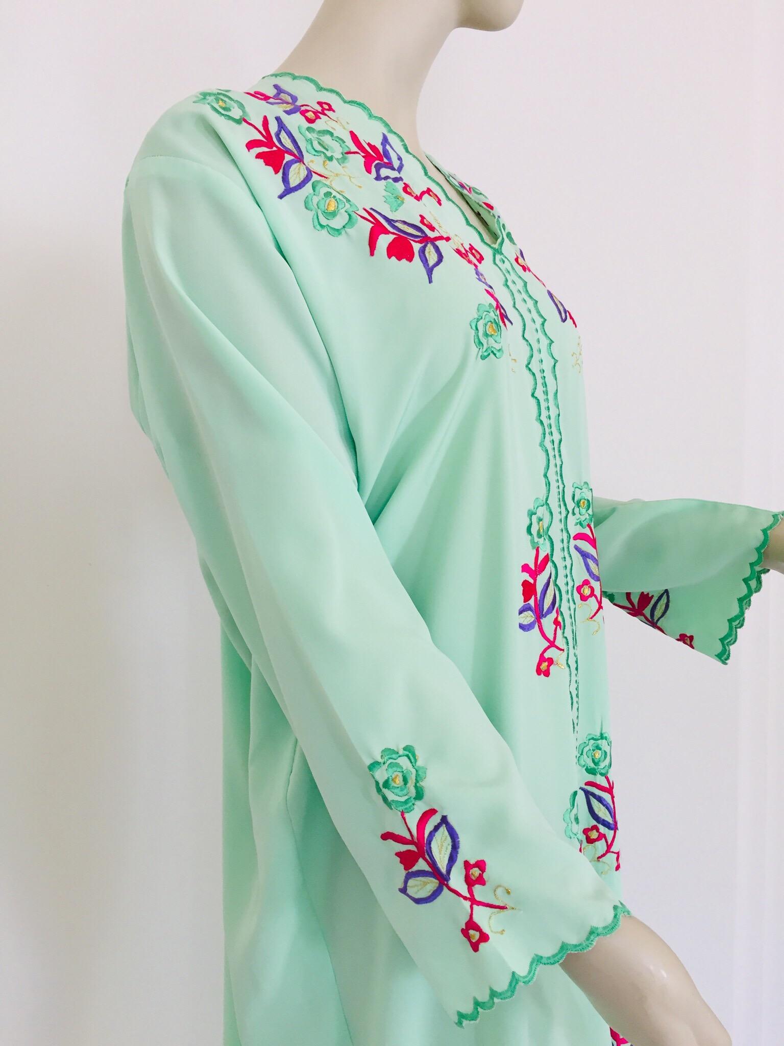 Moroccan Green with Floral Embroidered Caftan, Kaftan For Sale 6