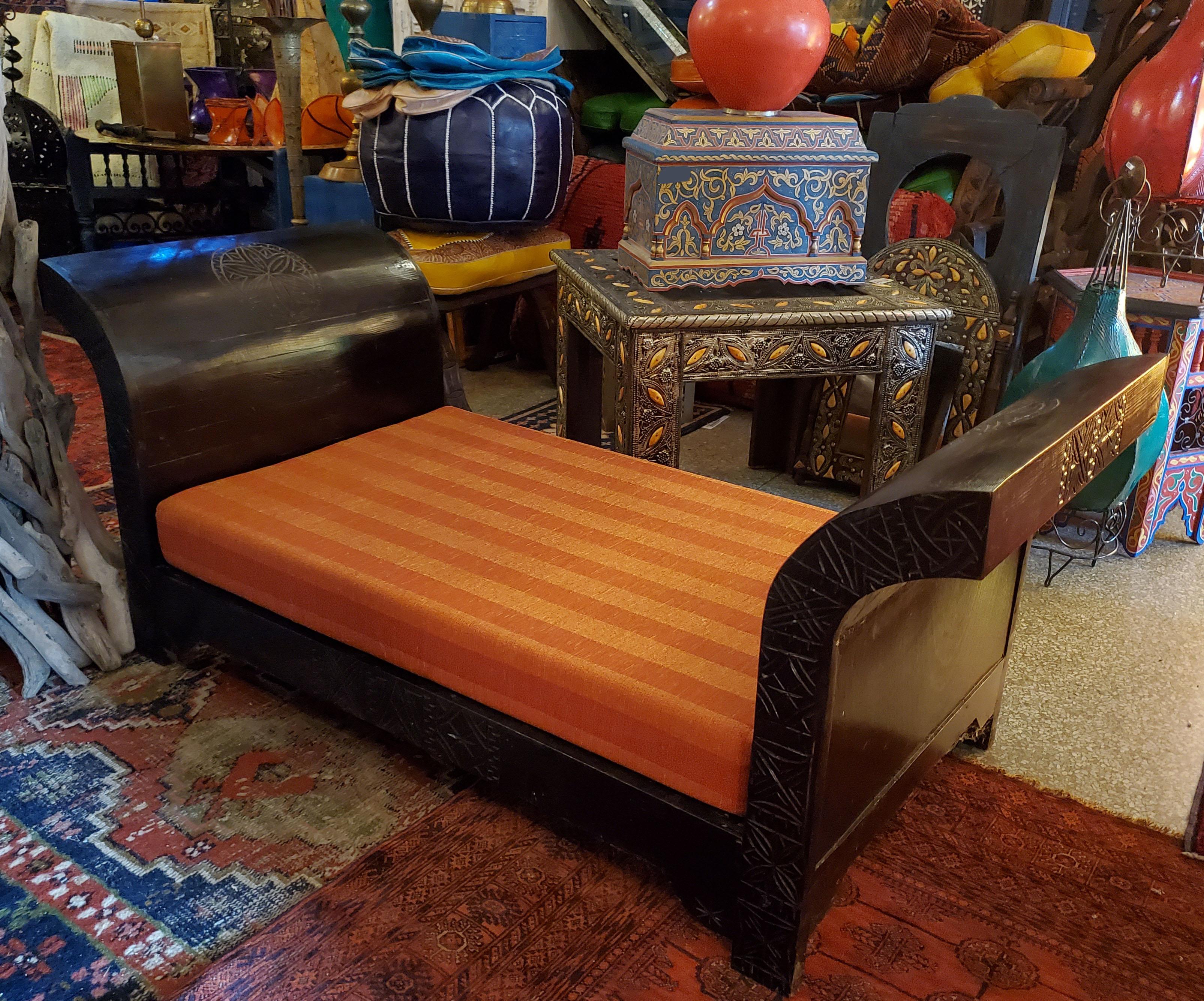 Moroccan Hand Carved Wooden Bench, Meridian Style For Sale 5