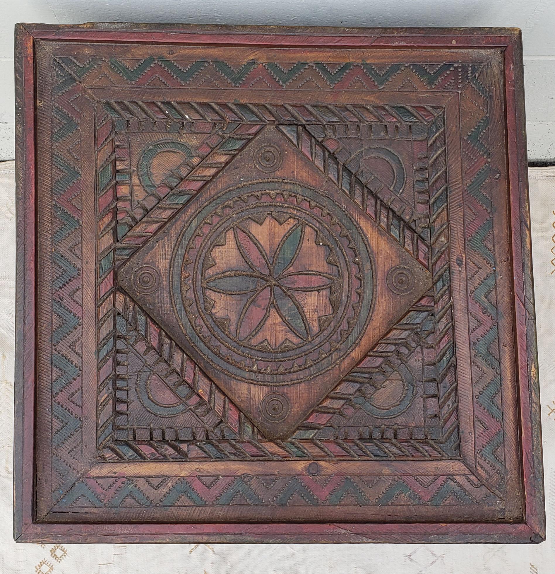 moroccan wooden table