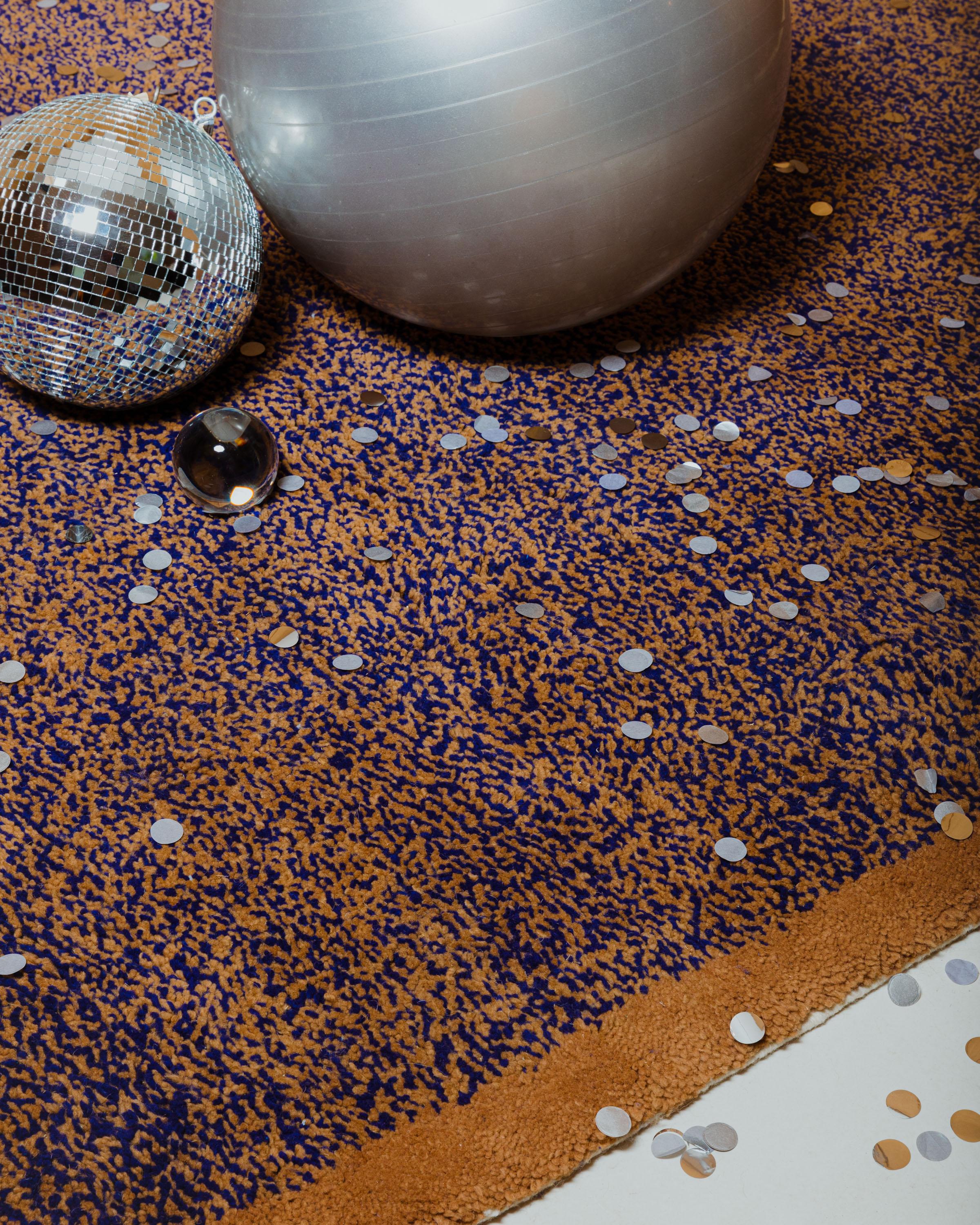 Marokkanischer Teppich aus handgeknüpfter Wolle von Julie Richoz:: 10x14ft im Angebot 1
