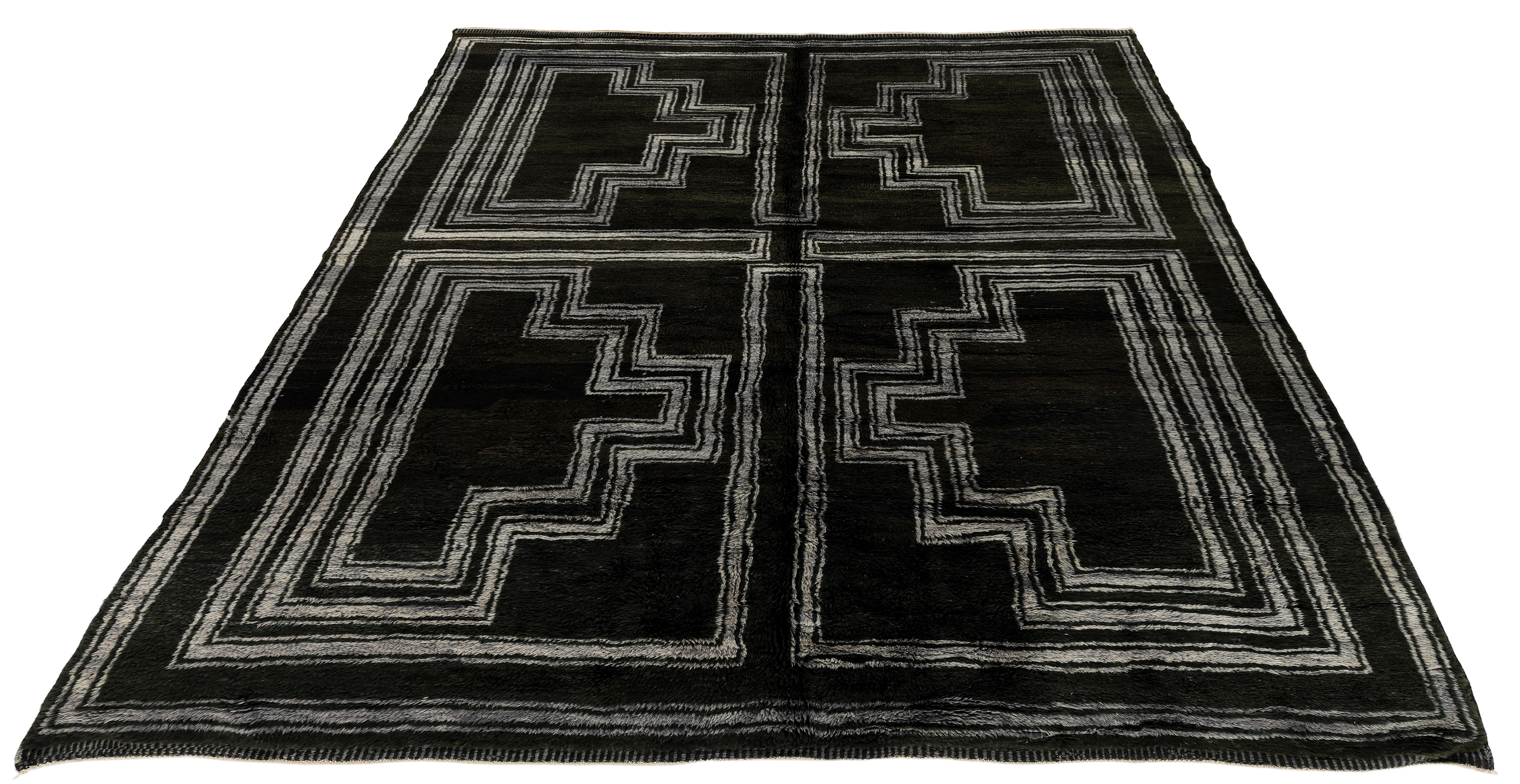 Moroccan Hand-Knotted Wool Rug with Geometric Black and Ivory Maze Design For Sale 1