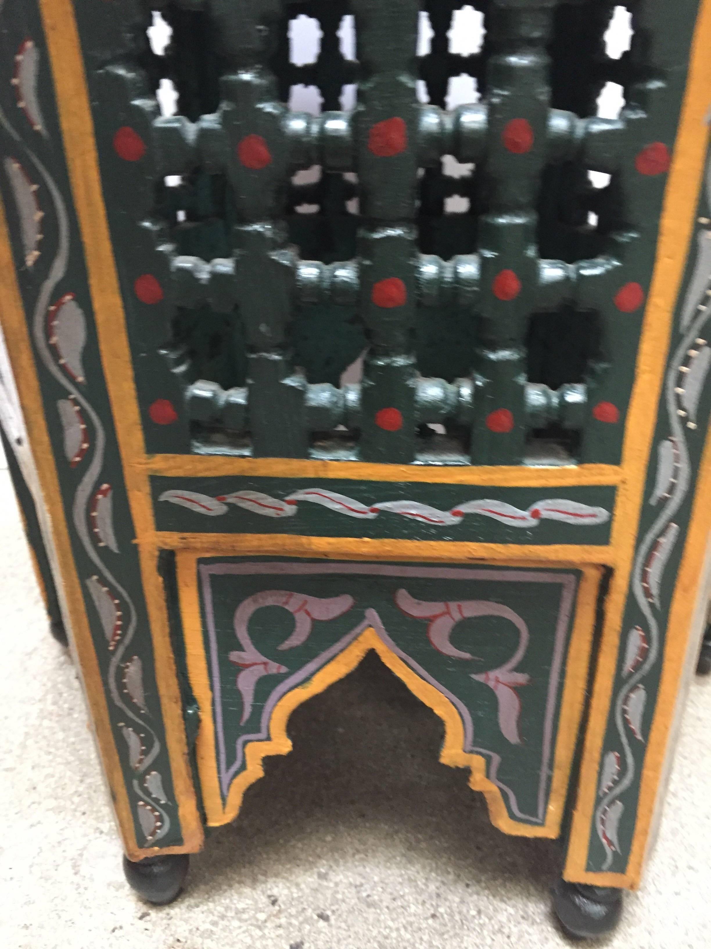 Moroccan Hand-Painted Dark Green Side Table with Moorish Designs 2