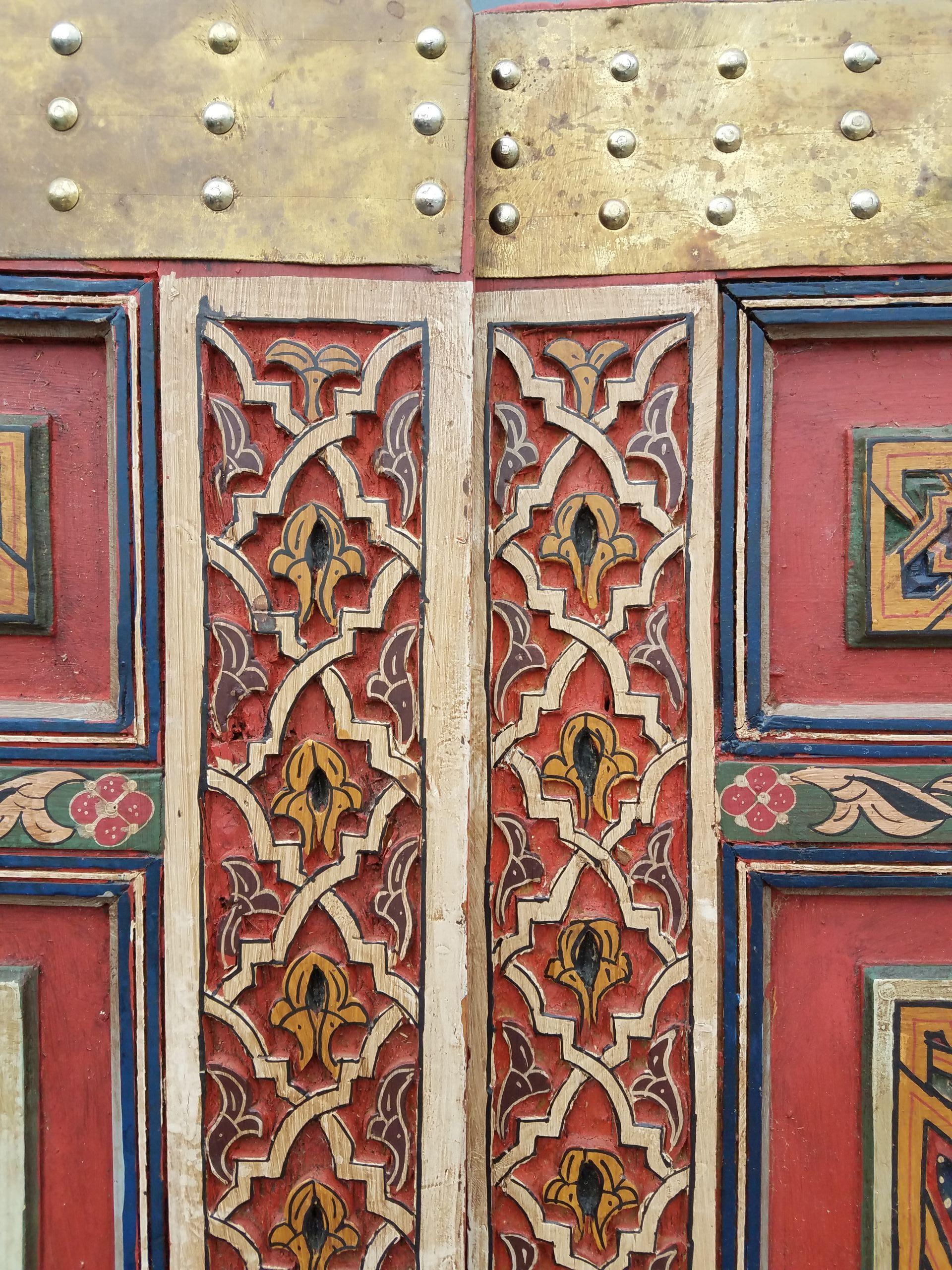 Moroccan Hand-Painted Double Door, Wooden In Excellent Condition For Sale In Orlando, FL