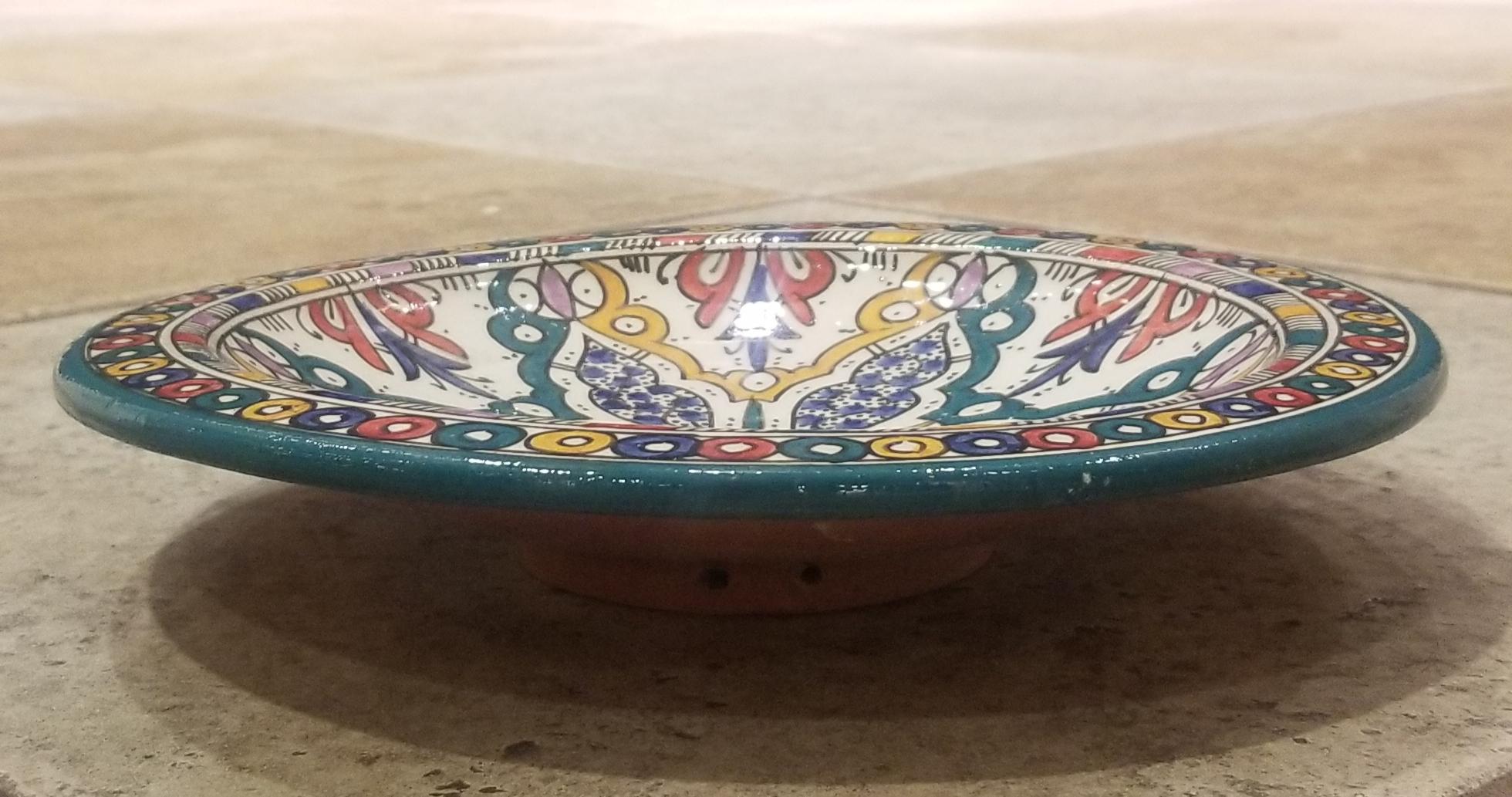 Moroccan Hand Painted Pottery Plate, Multi-Color 100 In New Condition For Sale In Orlando, FL