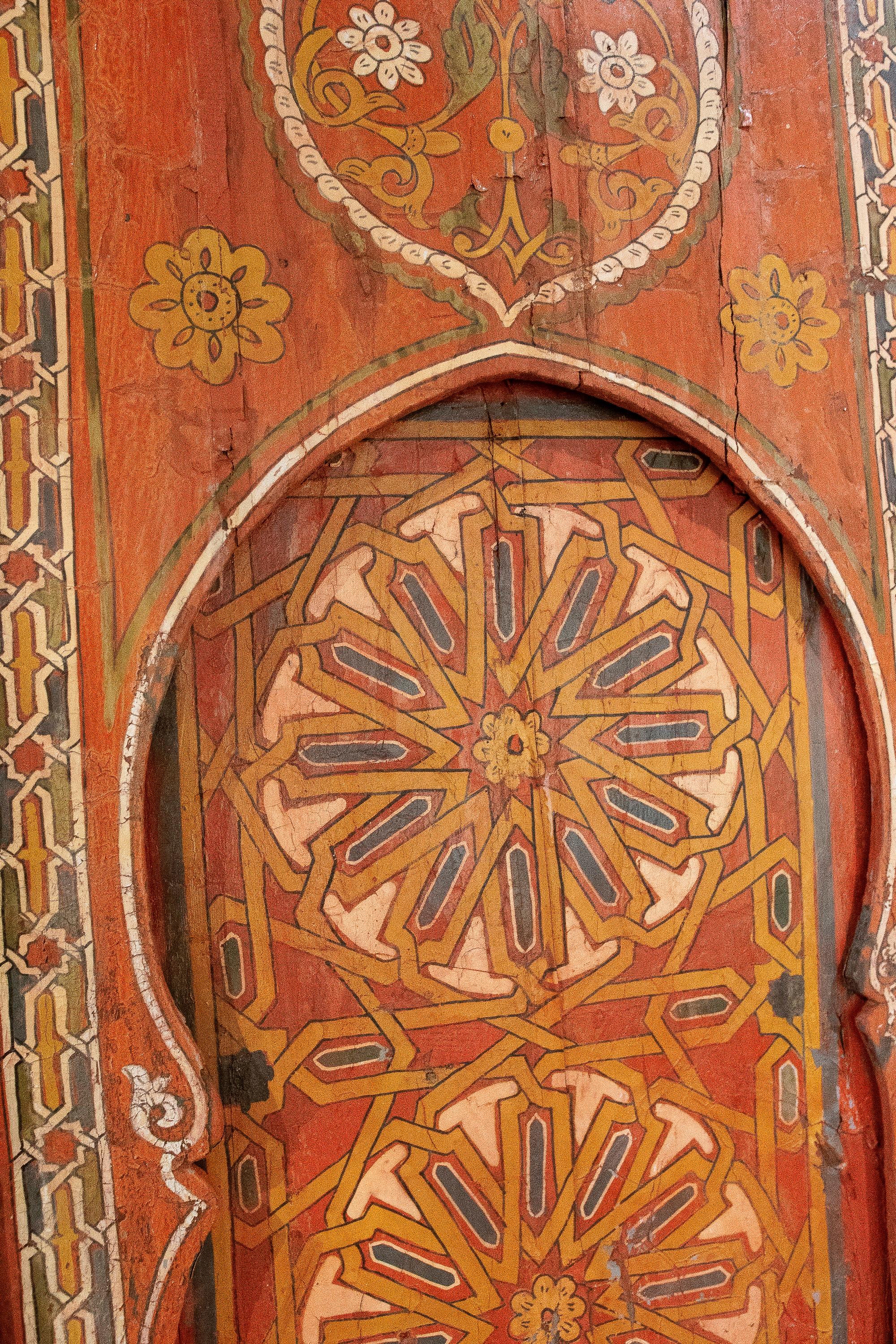 Moroccan Hand-Painted Wooden Door with Flower and Geometric Decoration For Sale 6