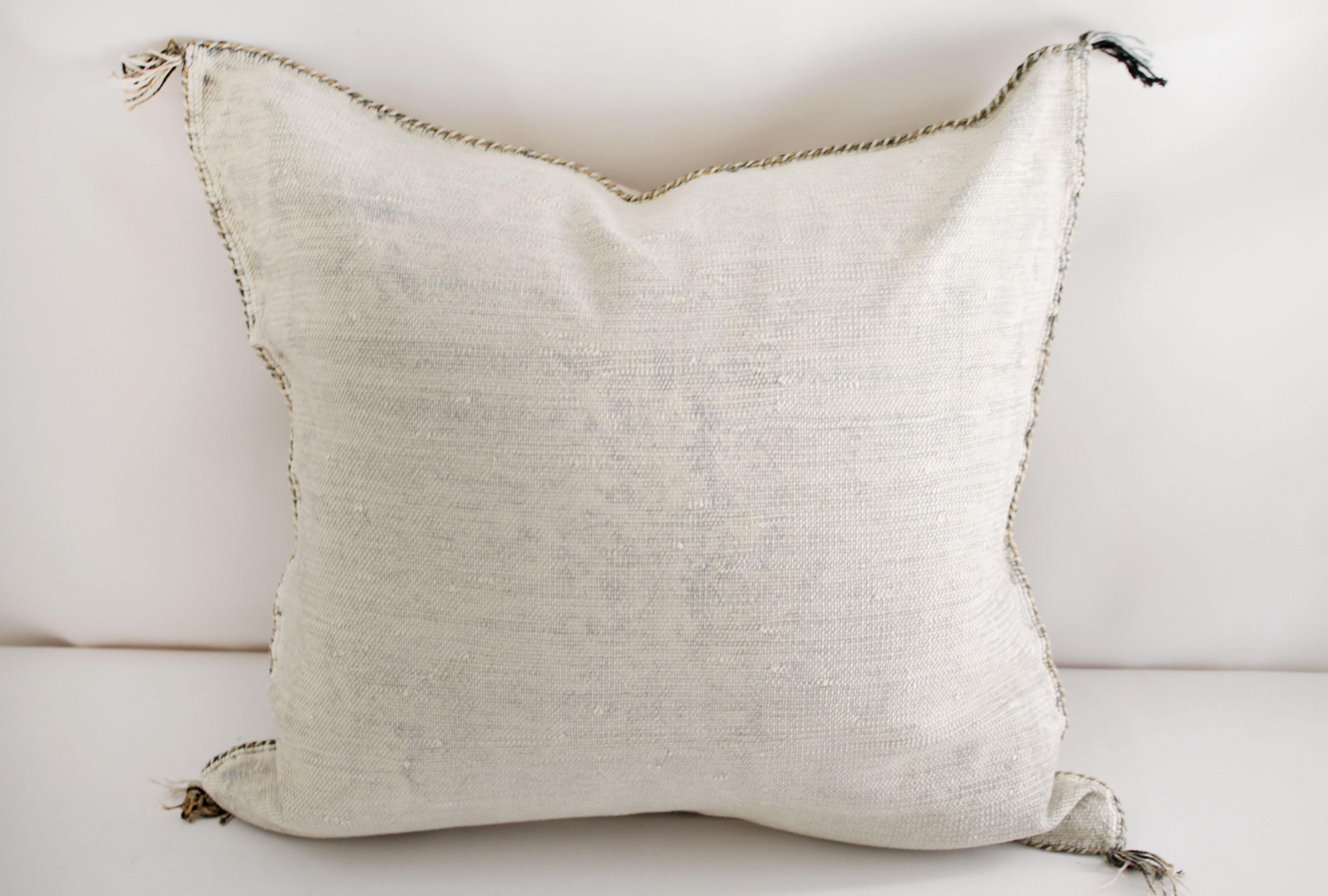 Moroccan Handwoven Authentic Cactus Silk Pillow 2