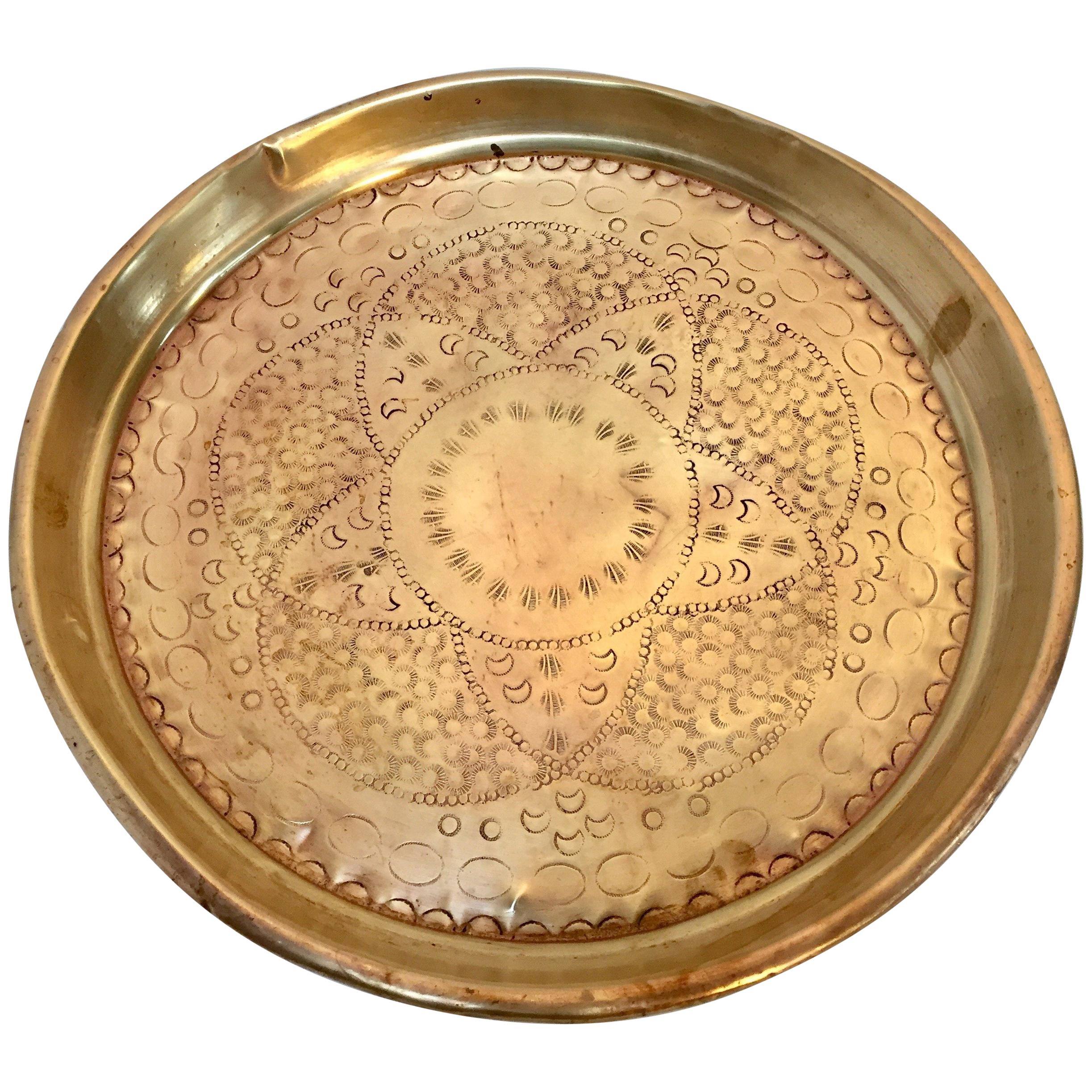 Vintage Brass Trays 23 For Sale on 1stdibs