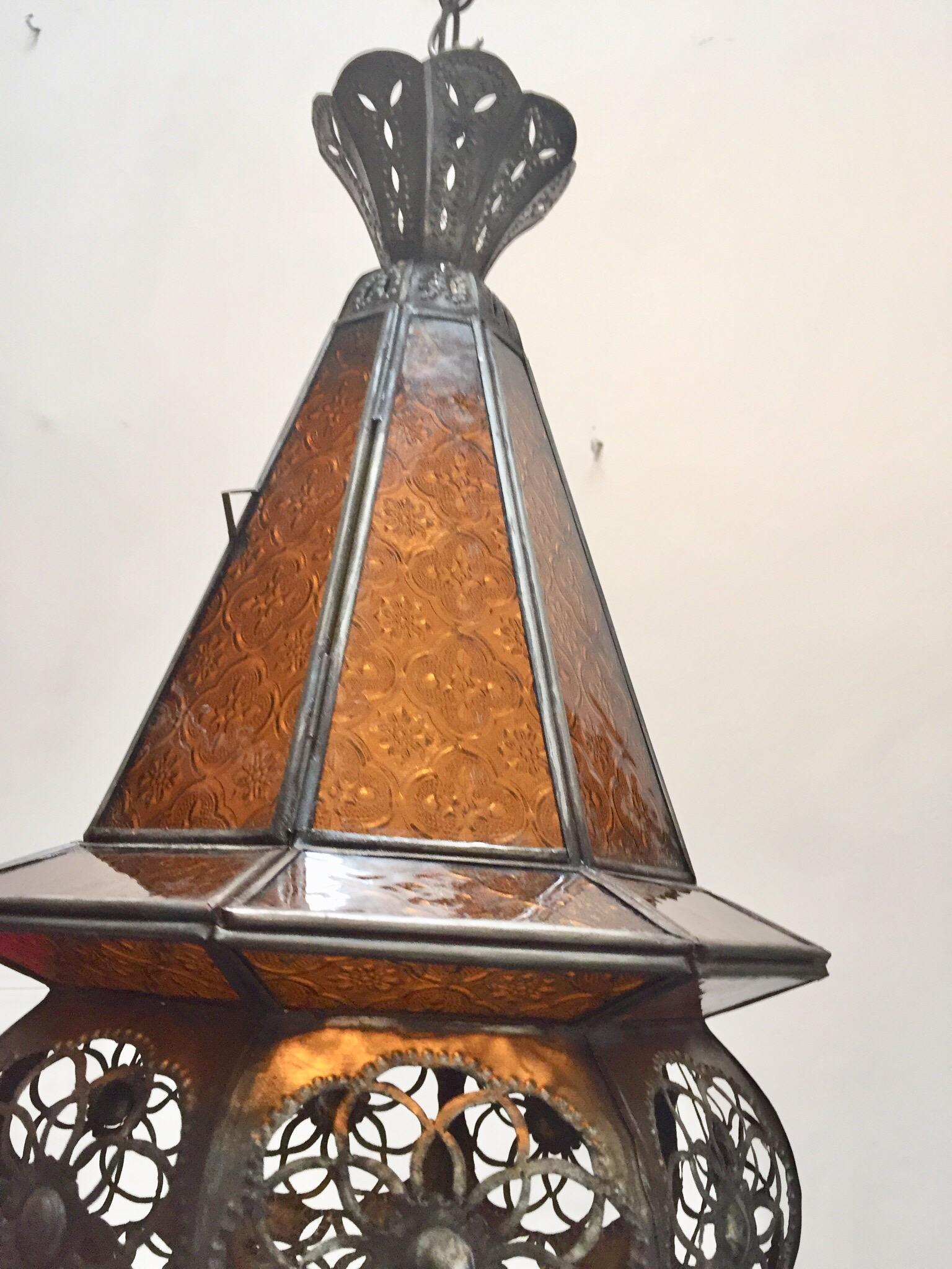 Moroccan Handcrafted Moorish Amber Glass Lantern Pendant For Sale 2