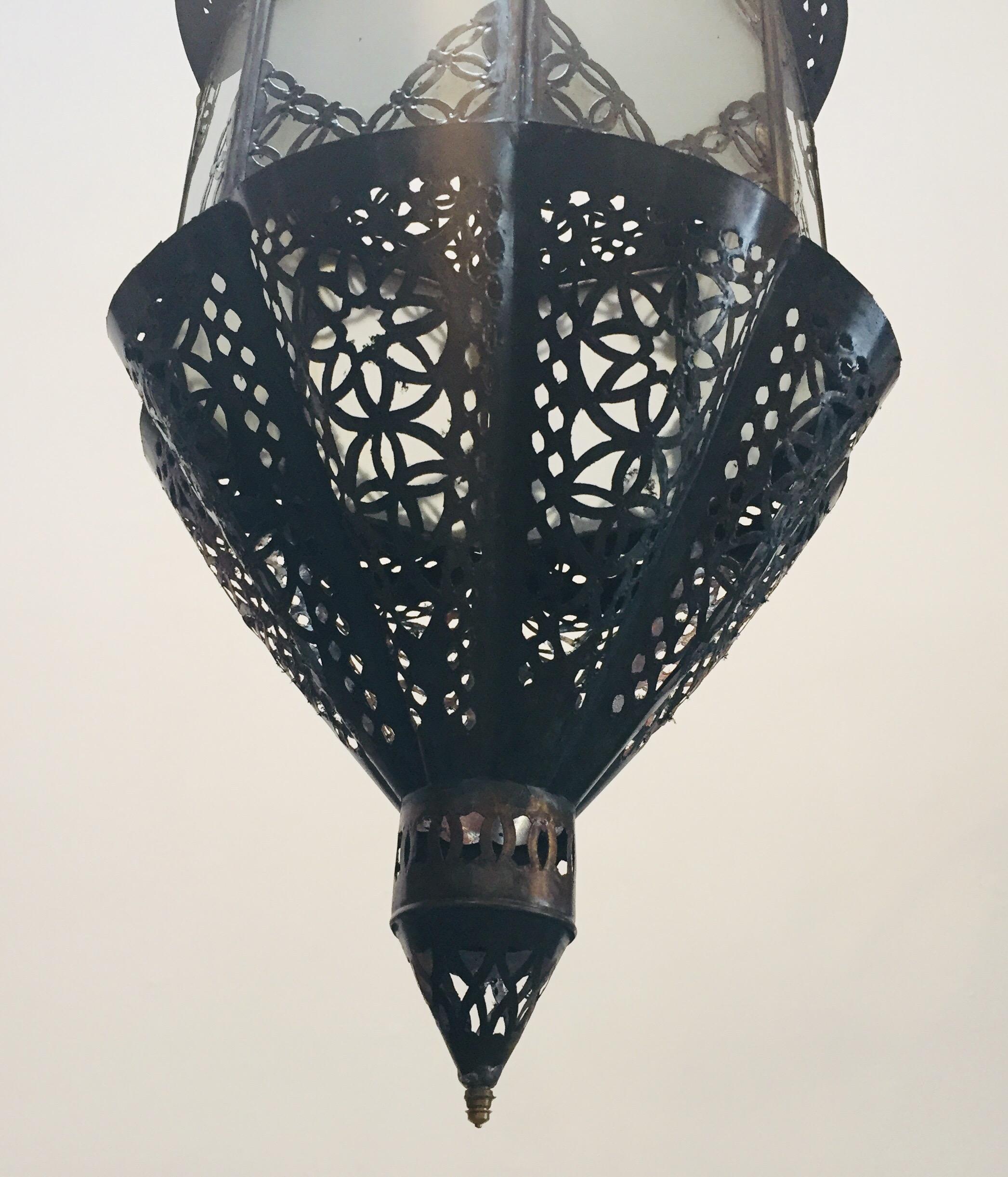 Moroccan Handcrafted Moorish Pendant Frosted Glass Lantern In Good Condition For Sale In North Hollywood, CA