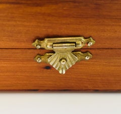 Moroccan Handcrafted Thuya Wood Box with Backgammon and Chess Set Game