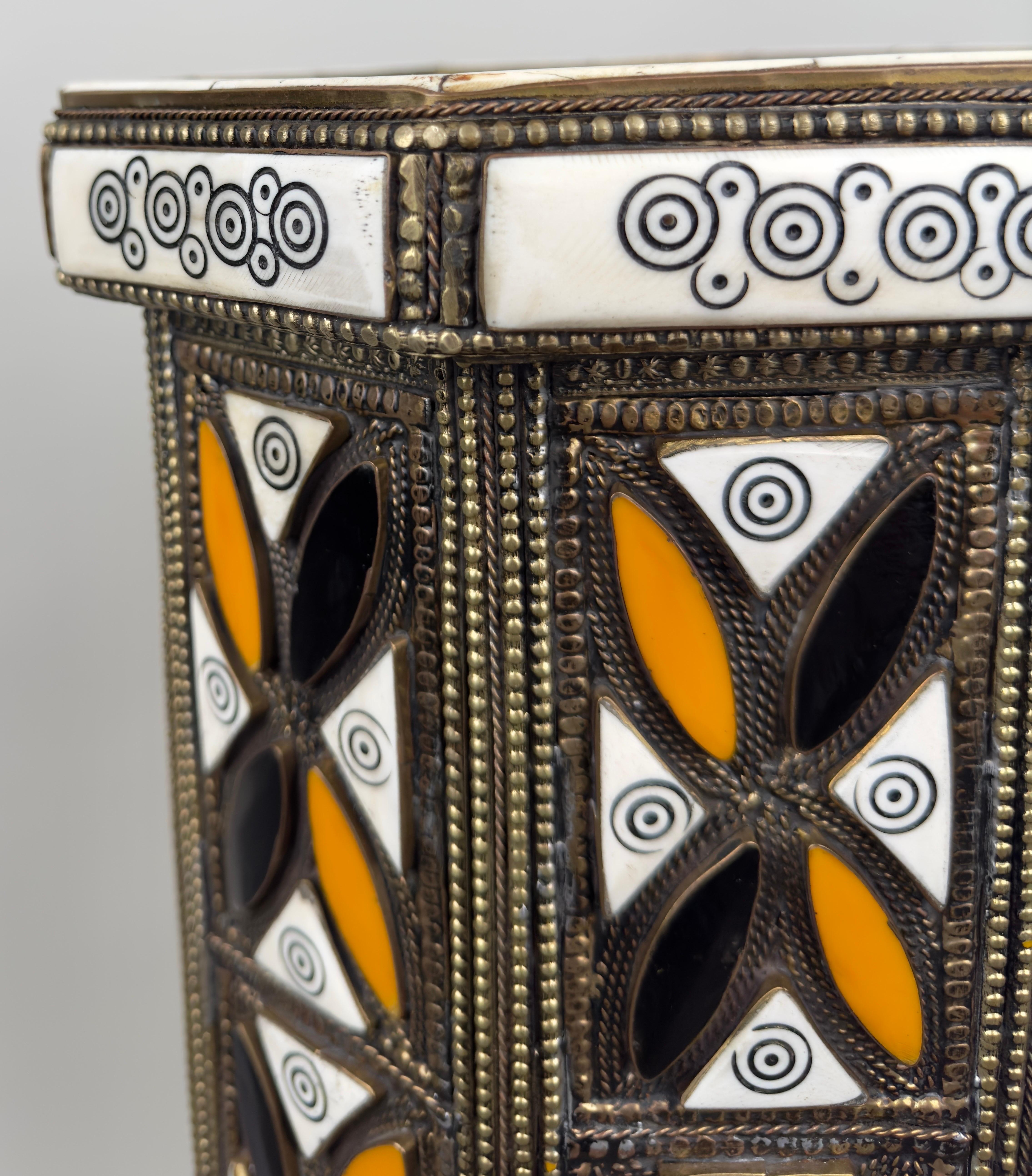 Moroccan Handmade Bone & Bronze Inlay Octagonal Side Table For Sale 6