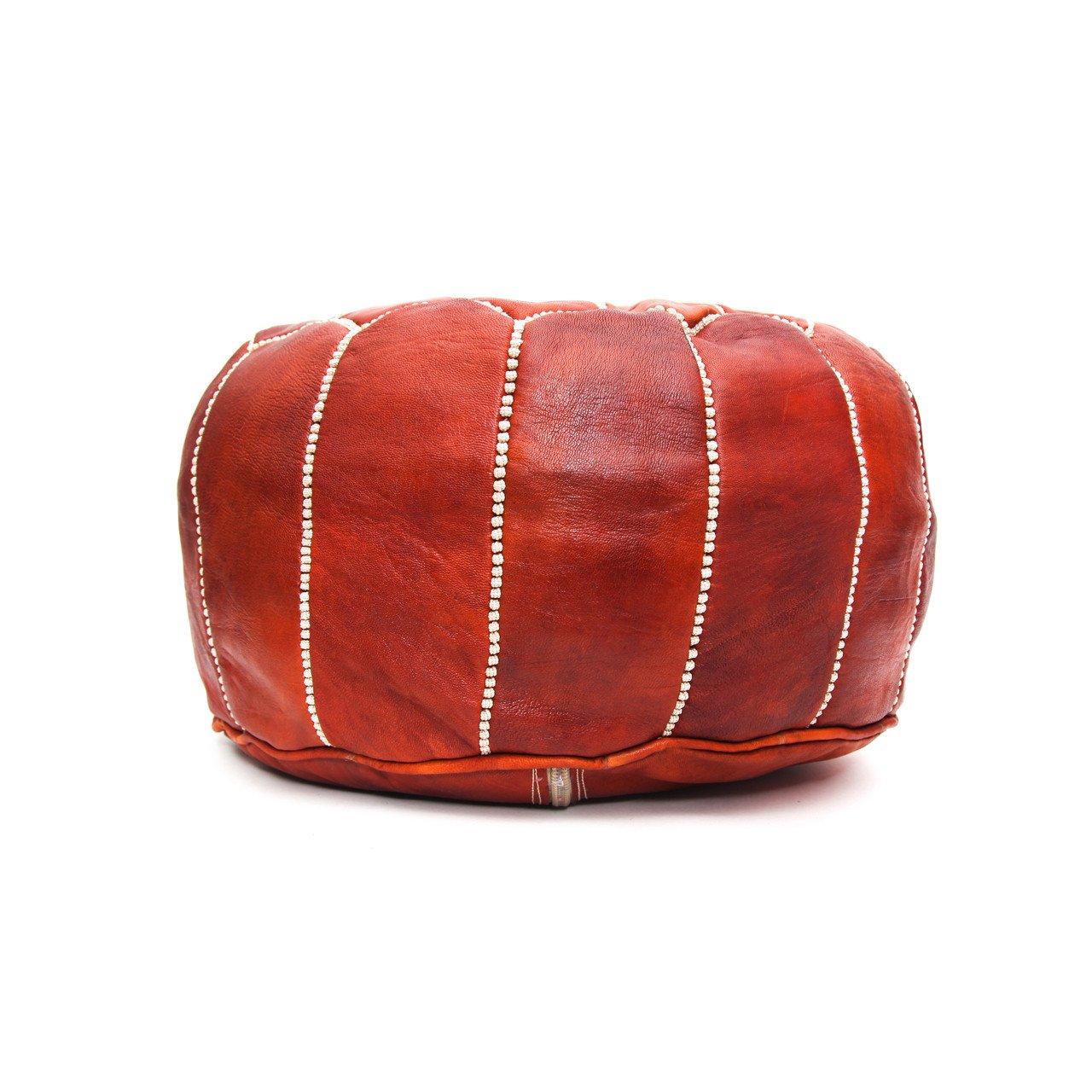 Mauresque Pouf ou ottoman marocain en cuir brun foncé, fait à la main, la paire en vente