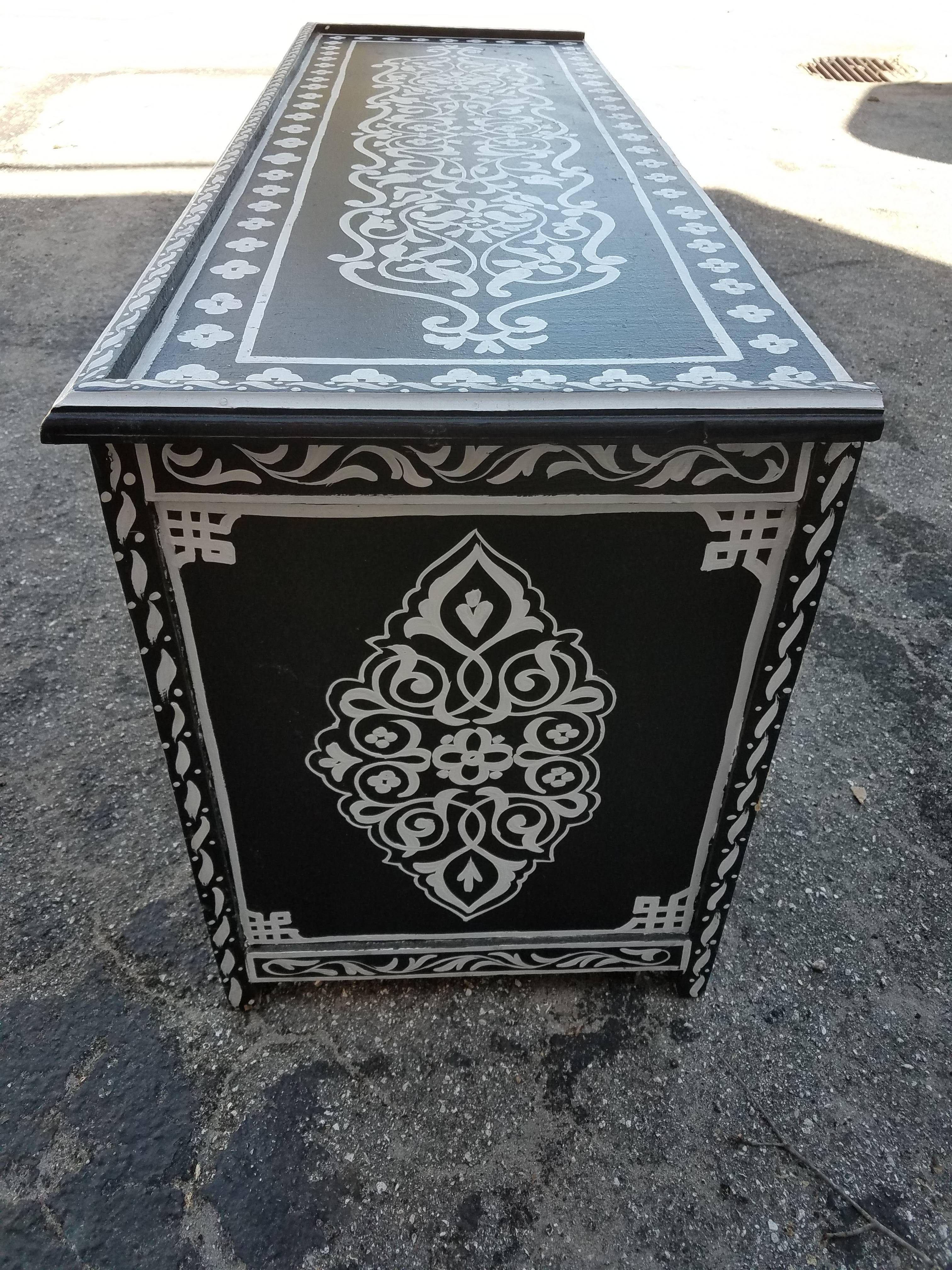 Contemporary Moroccan Hand-Painted Wooden Media Stand, Black and White