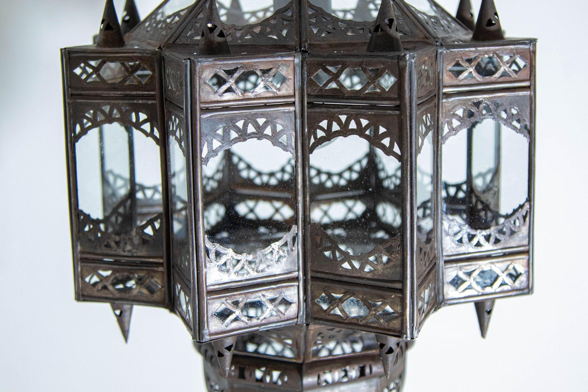 Moroccan Hanging Clear Glass Lantern in a Moorish Star Shape For Sale 9