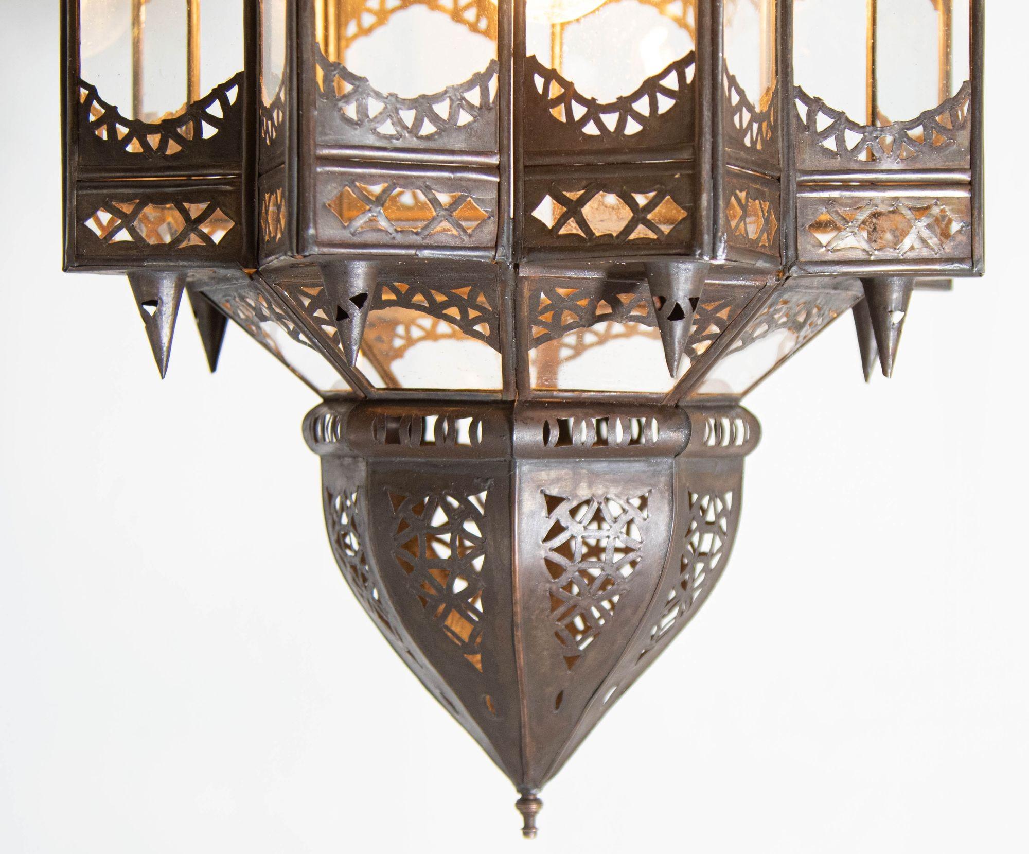 Moroccan Hanging Clear Glass Lantern in a Moorish Star Shape For Sale 1