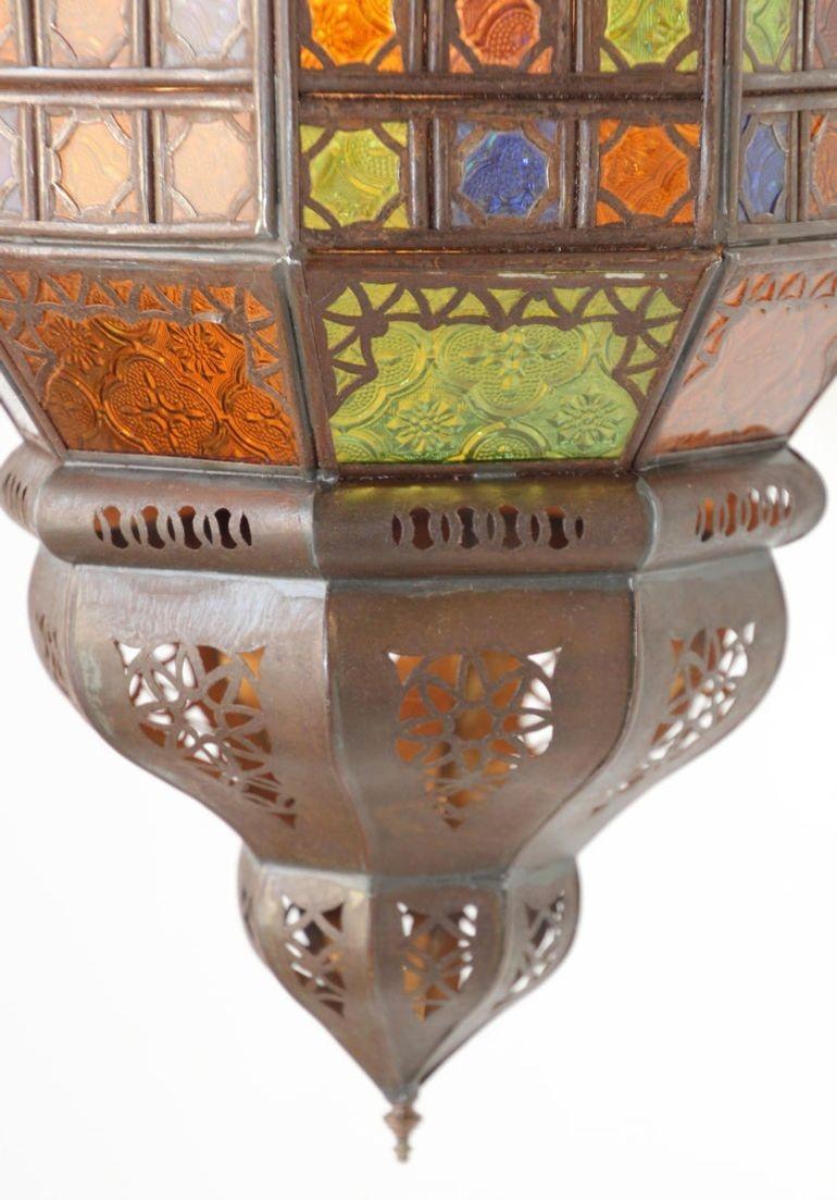 Marokkanische hängende Glaslaterne aus maurischem Metall mit Buntglas im Angebot 2