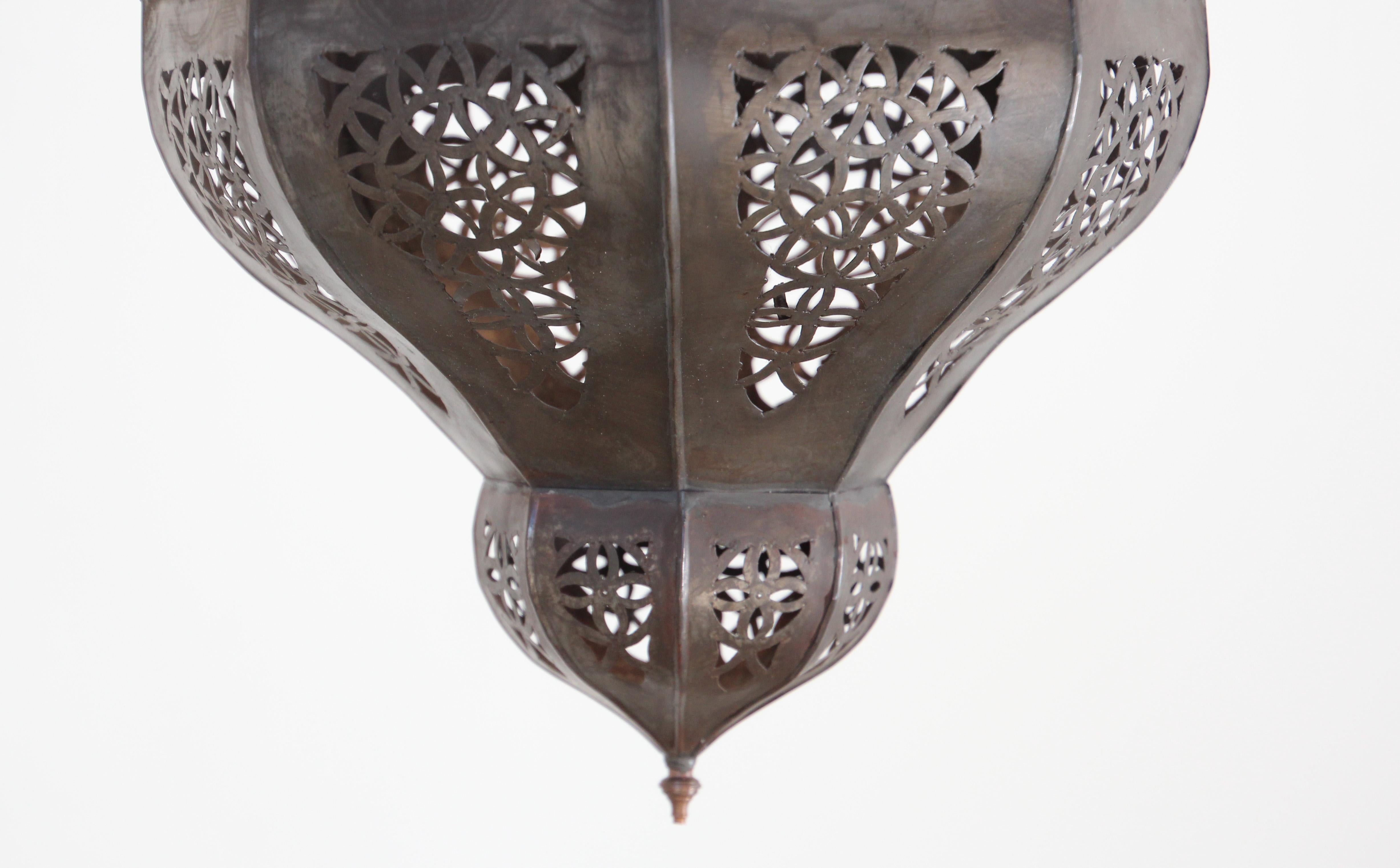 Moroccan Hanging Lantern in Clear Glass For Sale 2