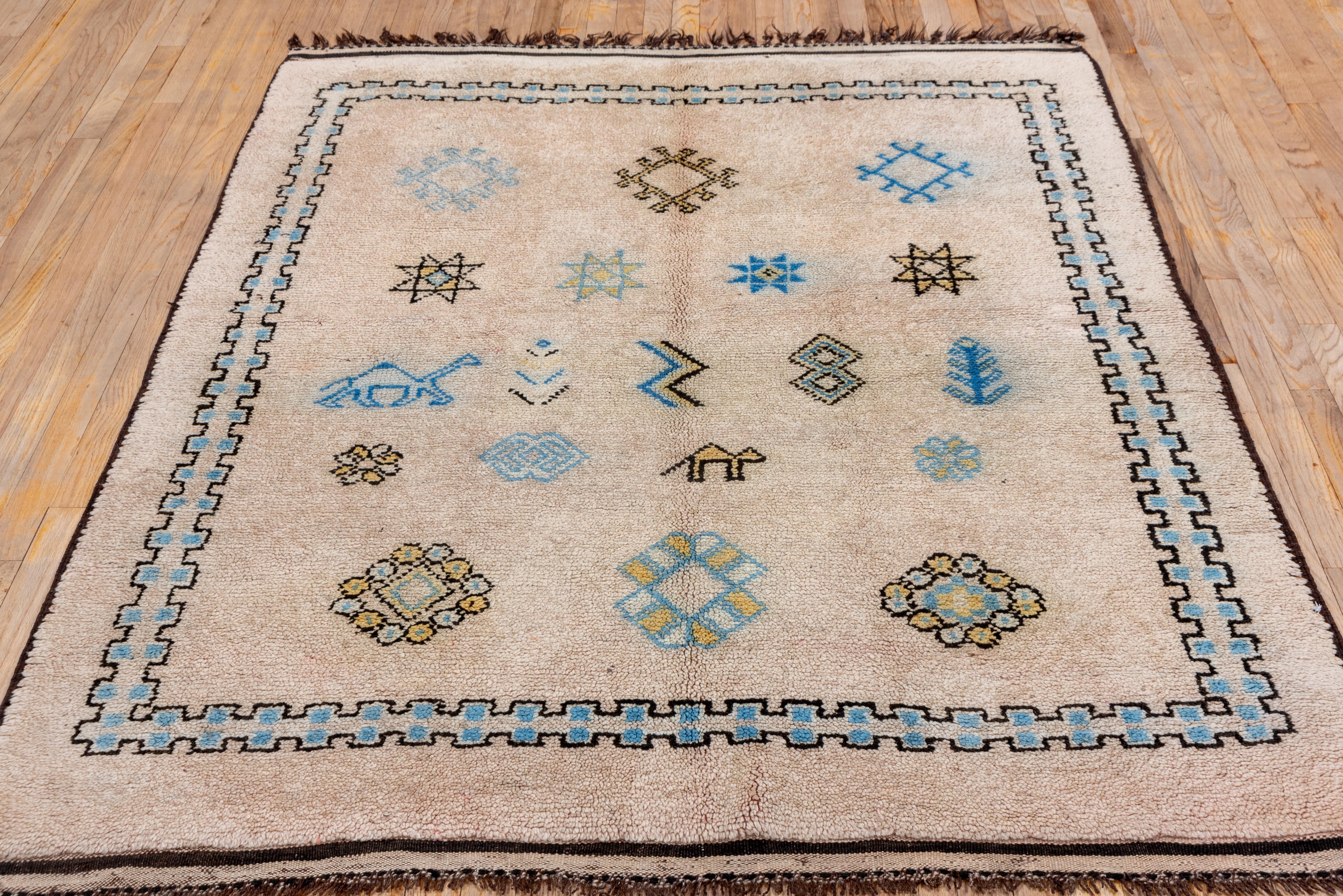 Snowfall in the regions mountains isn't uncommon during the winter months, camels are found in abundance, as well as mountain ranges of varying heights and depths - this rug depicts the local landscape and culture of the mostly un-urbanized country