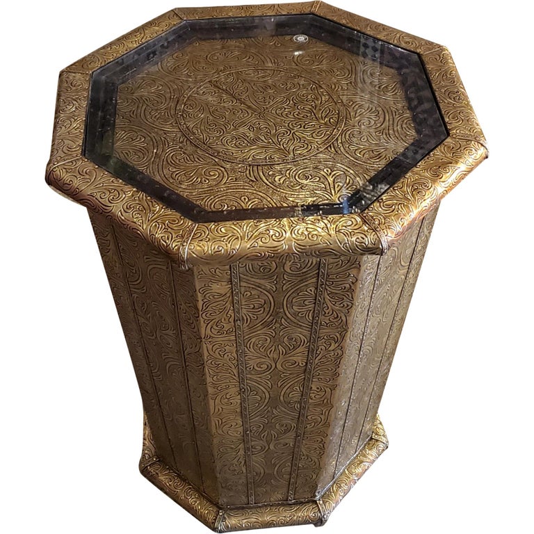 Moroccan Hexagonal Metal Inlaid Side Table, Gold Finish For Sale at 1stDibs