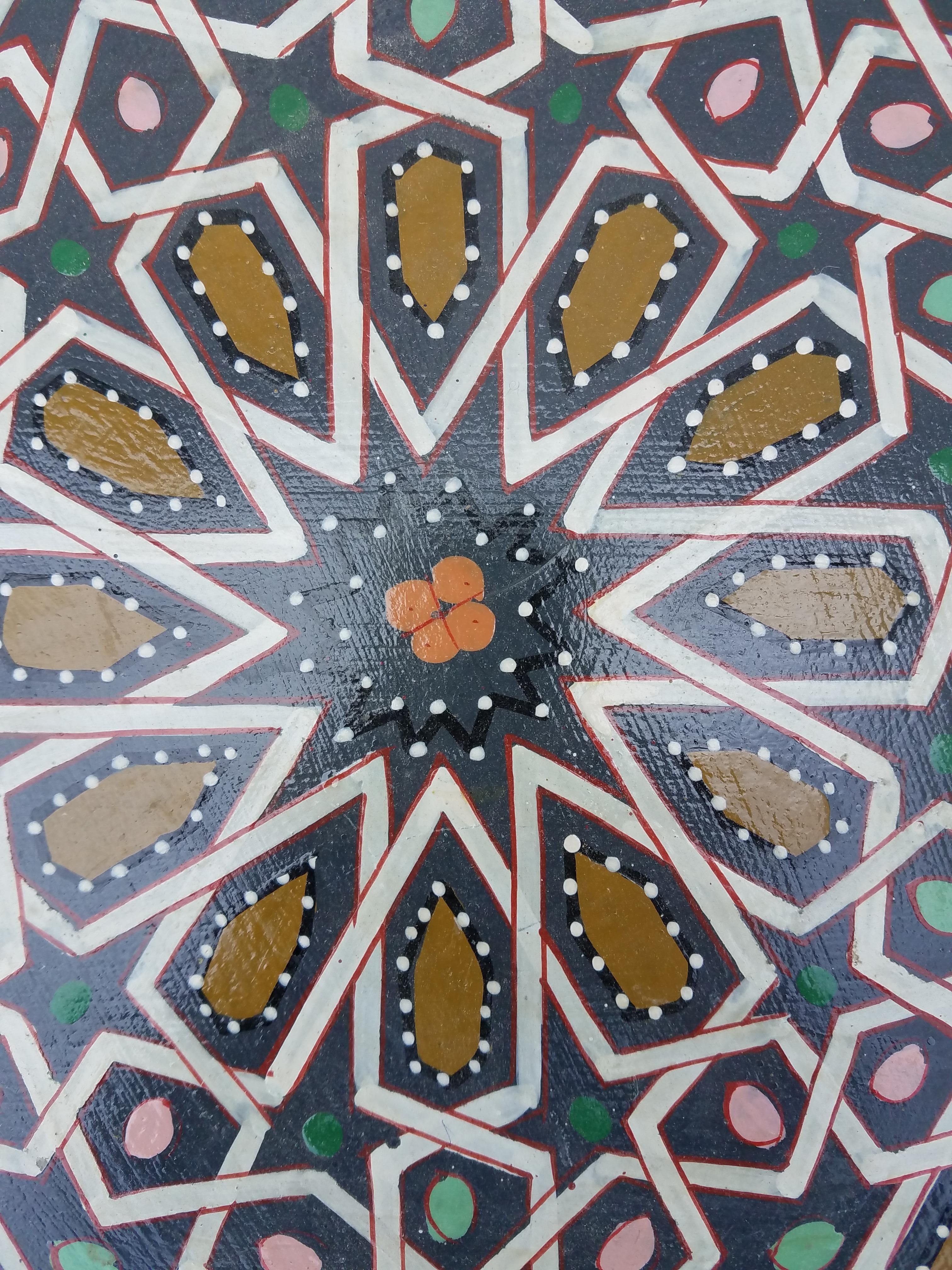 Rare find! 100% hand painted Moroccan hexagonal shape side table or end table. Great handcraftsmanship throughout, featuring the famous Moroccan Musharrabia woodwork. Beautiful add-on to your home or office décor. This table measures approximately