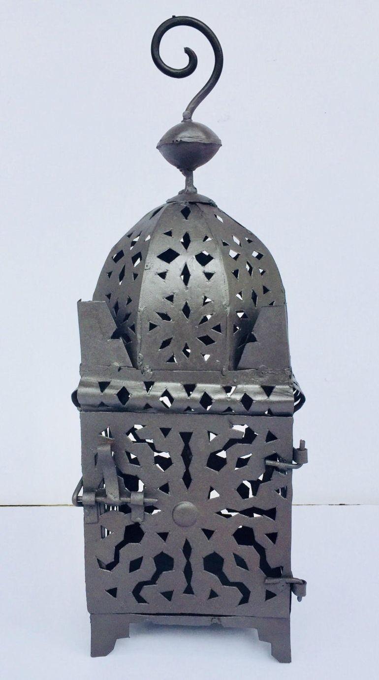 hurricane candle lantern