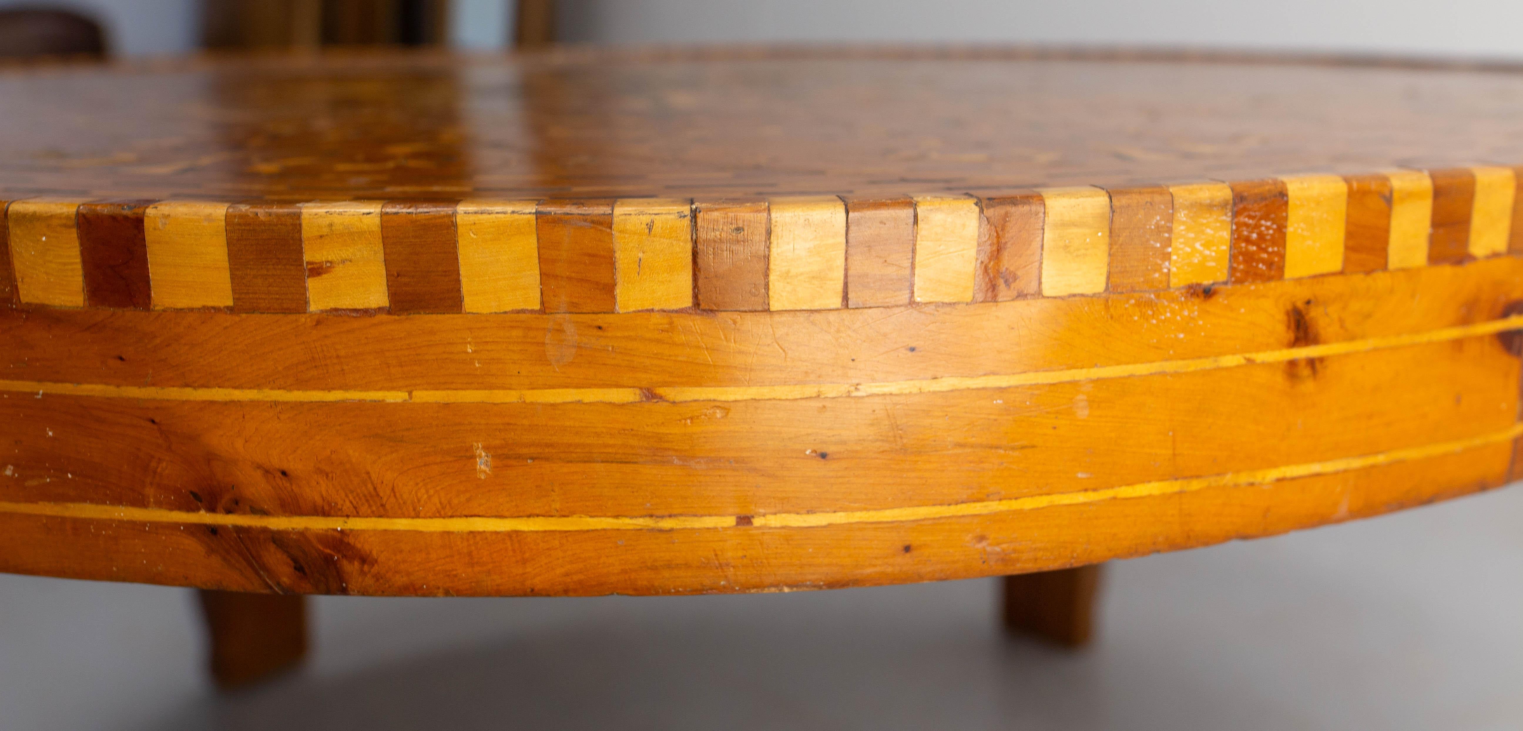 Moroccan Inlaid Atlas Cedar Central or Coffee Table  20th Mid-Century For Sale 5