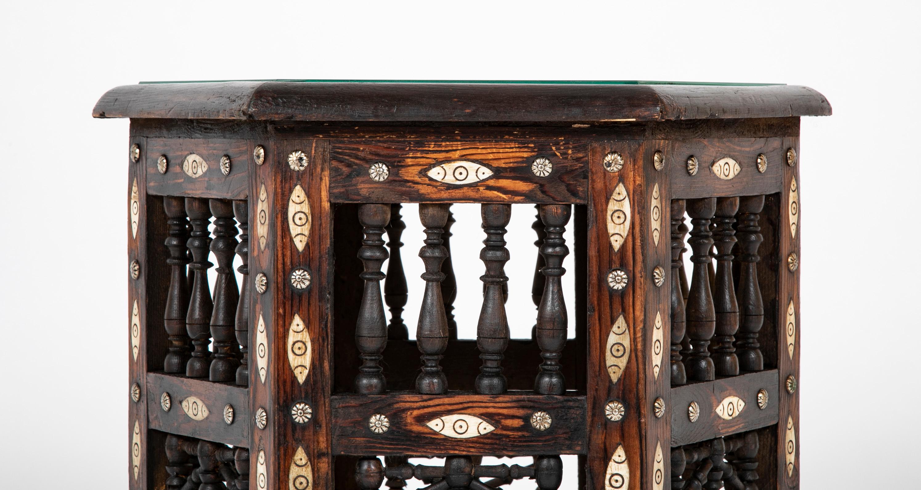moroccan bedside table