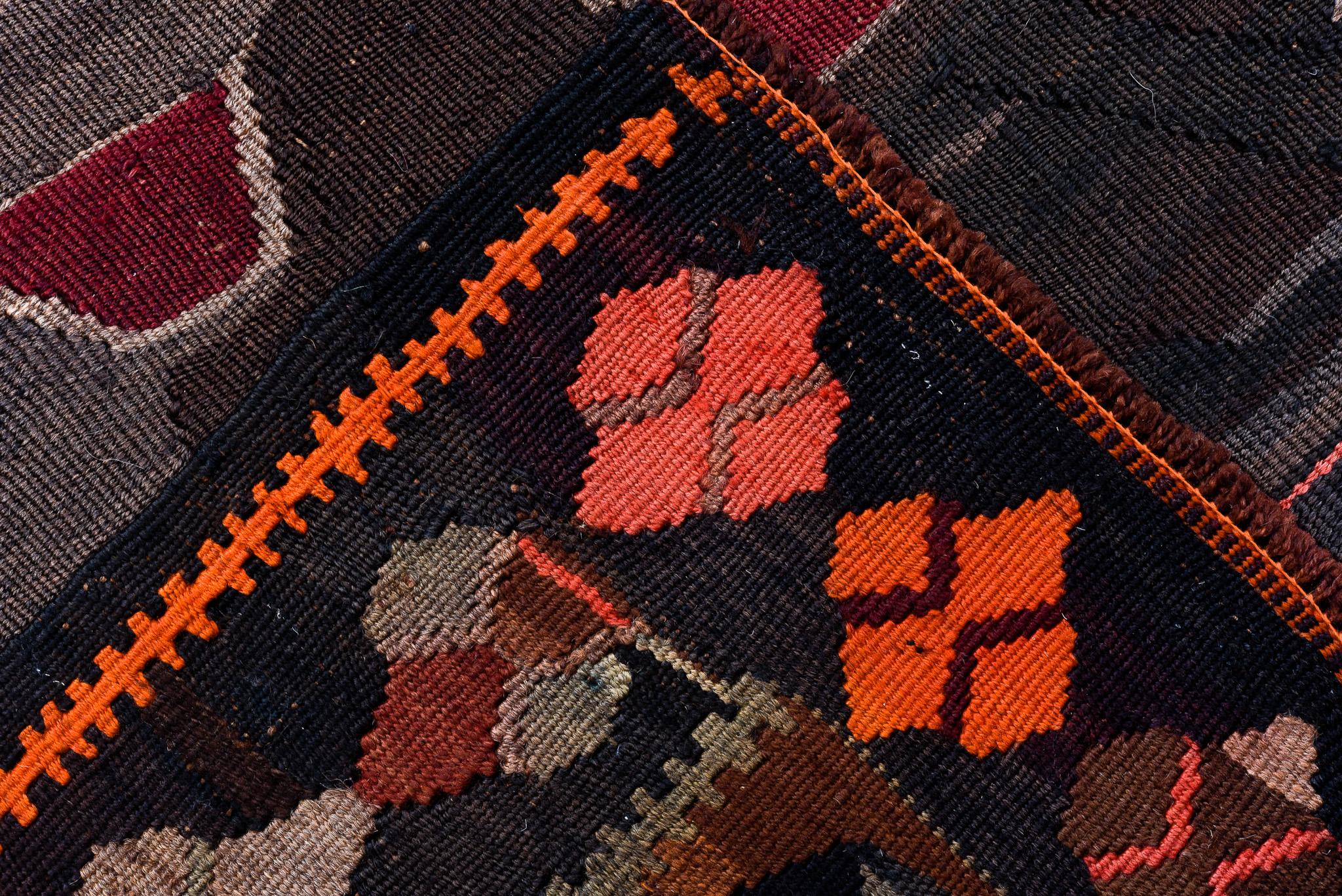 Milieu du XXe siècle Kilim I d'inspiration marocaine en vente