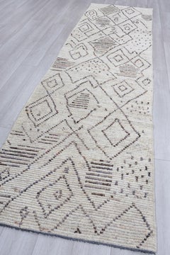 Moroccan Inspired Tulu in Abstract Style